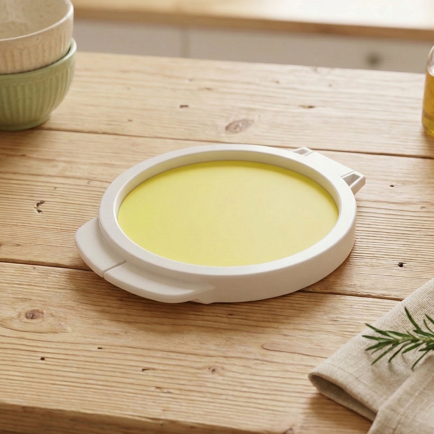 Round Food Container with Lid - 1 Pc, 18 x 15 Cm - Great Price - Image 3