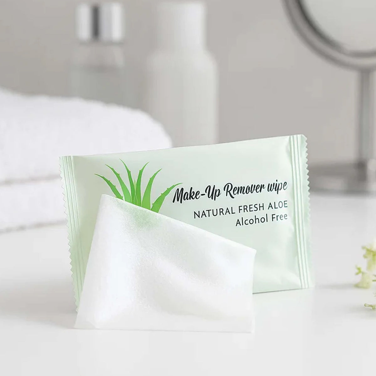 Aloe Vera Makeup Remover Wipes - Gentle Alcohol-Free Cleansing (10 Pc) - Happy Price - Image 4