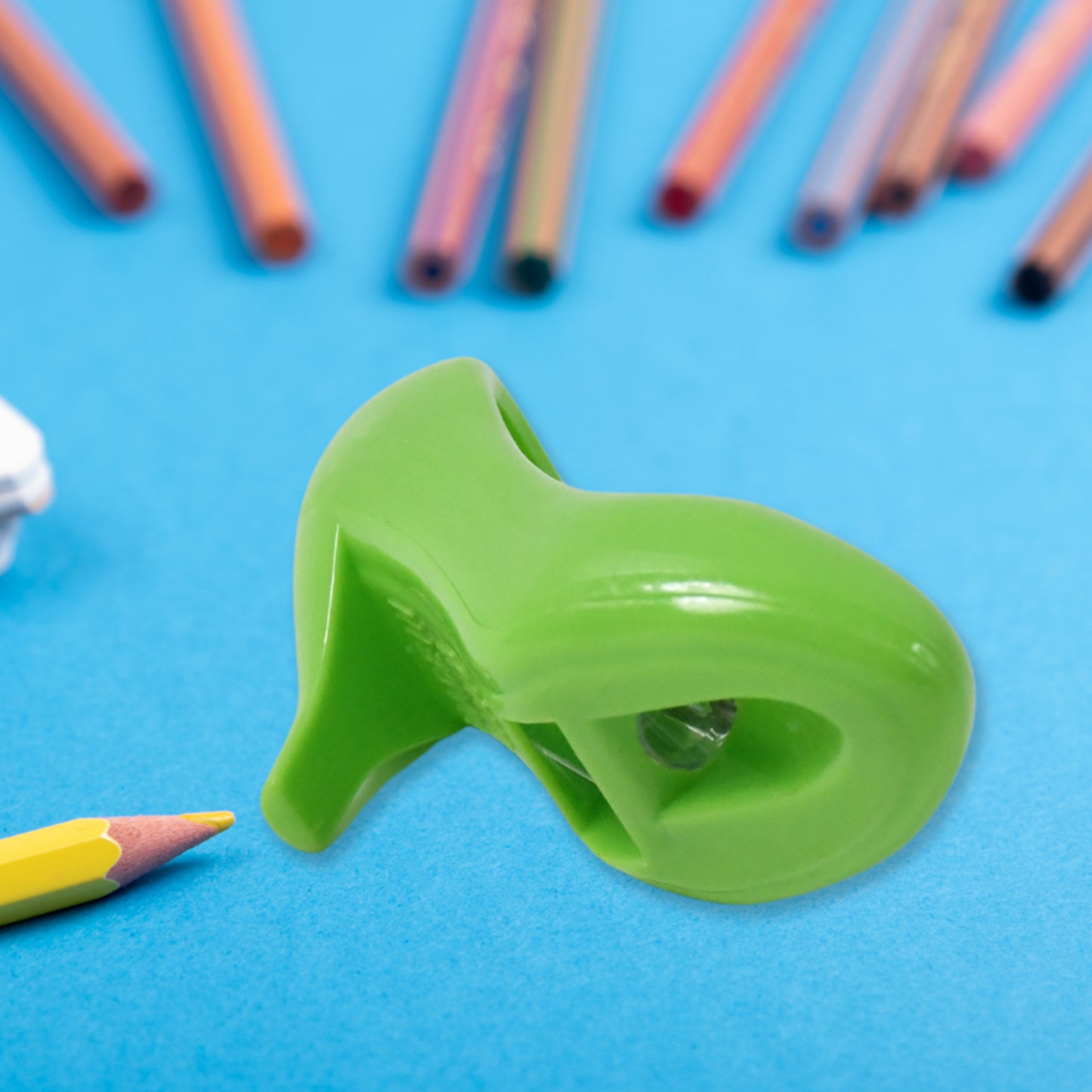 High Heels Shape Pencil Sharpener Single Pencil Sharpeners (Mix Colour) - Happy Price - Image 2