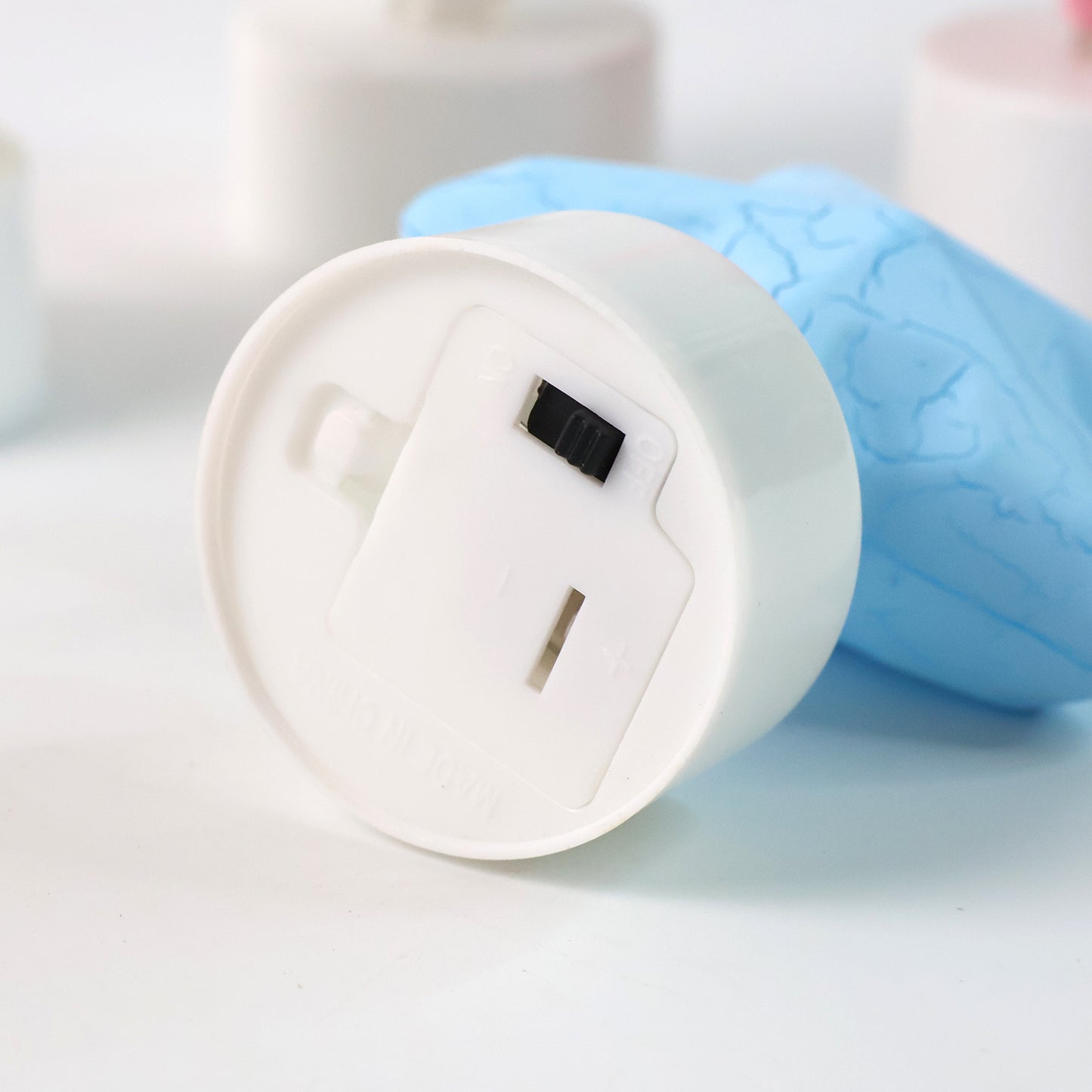 Set of 4 Star Shape Decorative LED Tealight Candles - Flameless & Battery Operated - Happy Price - Image 3