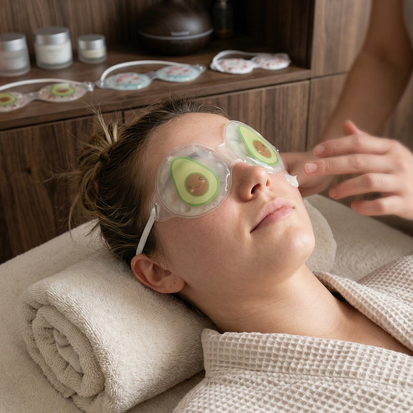Avocado Design Cooling Gel Eye Mask for Puffy Eyes & Relaxation - 1 Pair - Great Price - Image 5