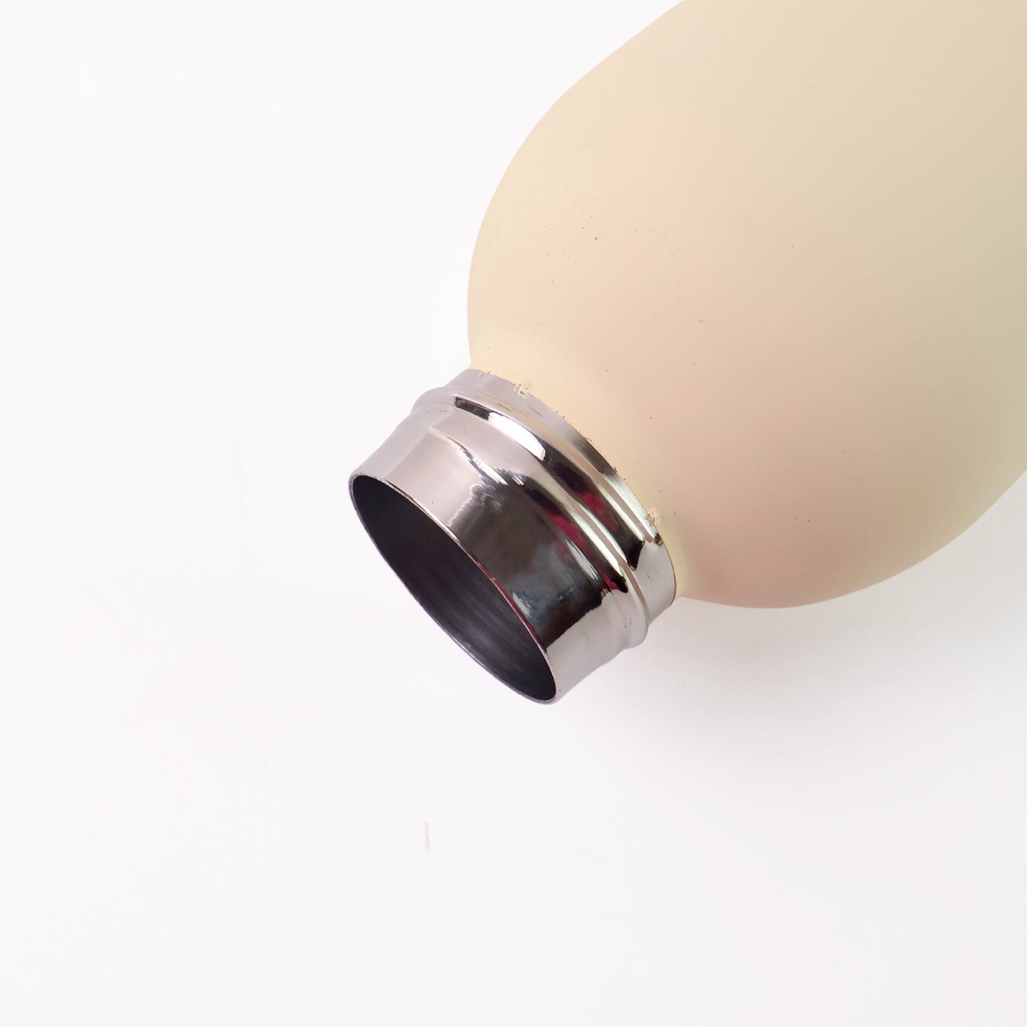 Stainless Steel Double Wall Vacuum-insulated Drink Water Bottle (Mix Color 500 Ml Approx) - Happy Price - Image 4