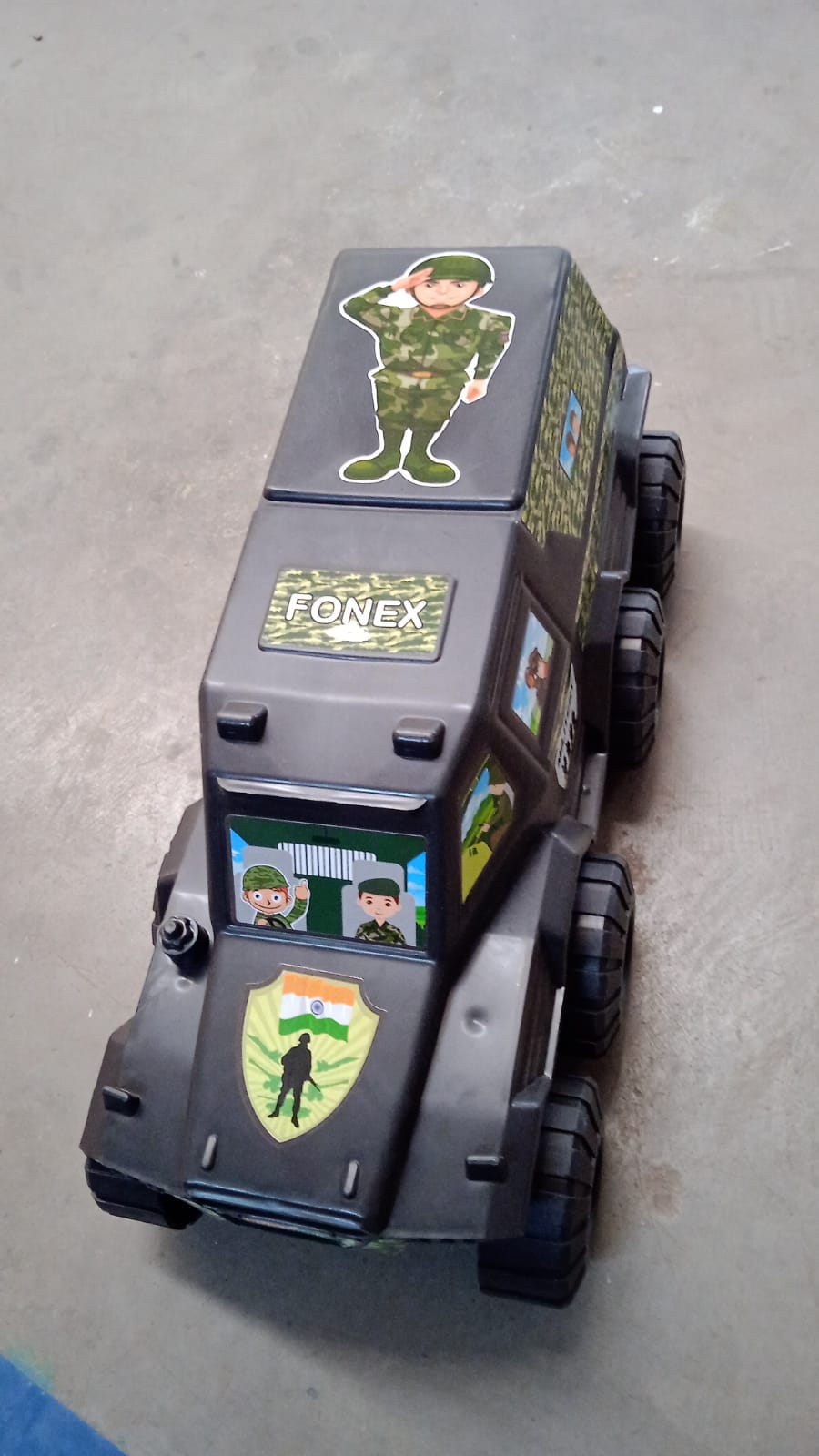 Big Military 8-wheel Plastic Car Toy (1 Pc) - Happy Price - Image 7