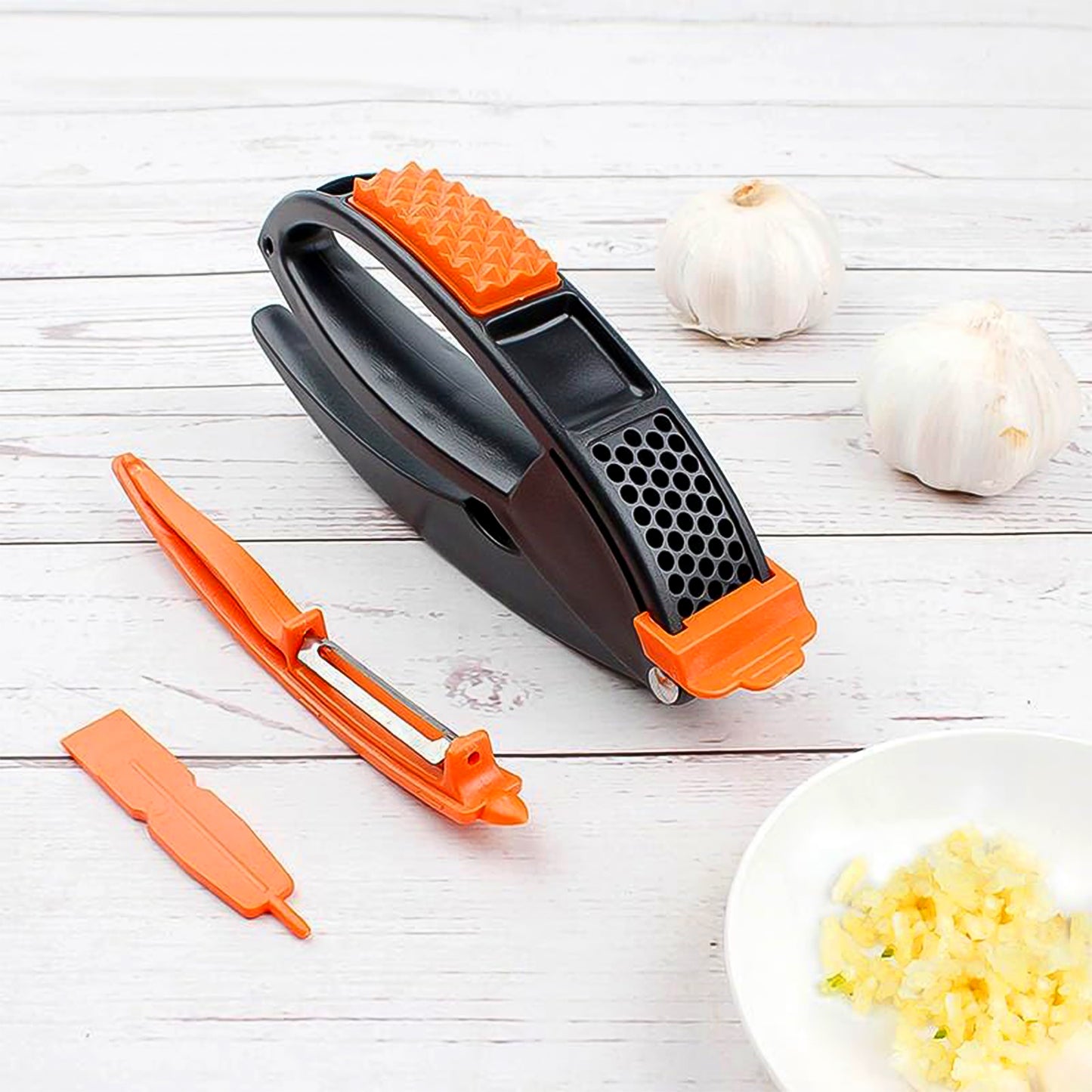 Multifunctional Garlic Press Garlic Mincing Crushing Tool (1 Pc) - Happy Price - Image 4