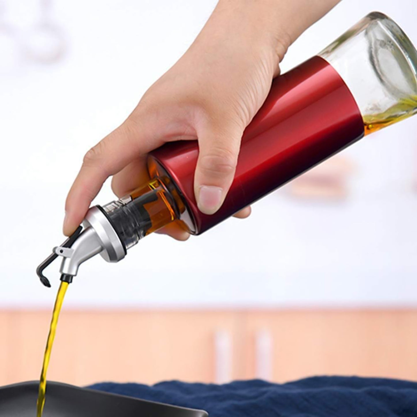 Glass Oil Dispenser with Protective Plastic Casing - 300ml - Happy Price - Image 3