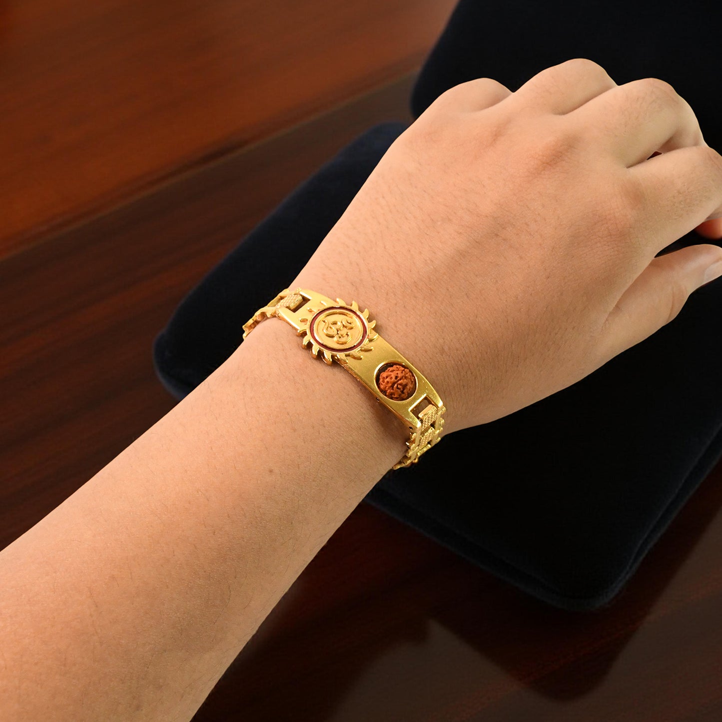 Gold Plated Designer Watch-dial Style Bracelet Rakhi For Brother (1 Pc) - Happy Price - Image 4