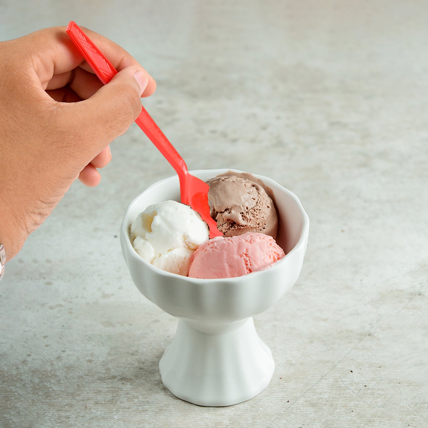 Reusable Plastic Dining Spoons - Set of 8 Pcs - Happy Price - Image 3