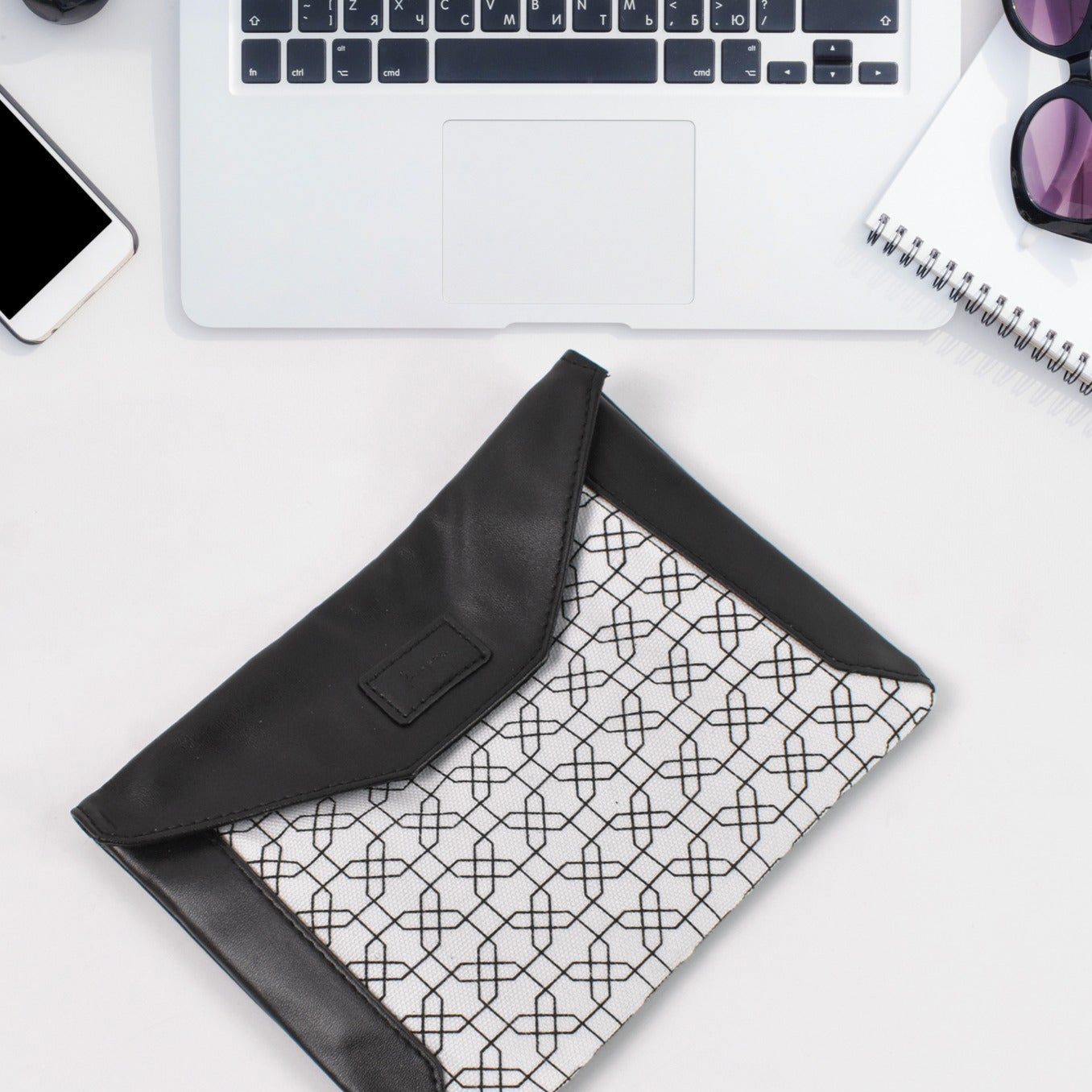 Multipurpose Pouch With Magnetic Lock(1 Pc 1914 Cm) - Happy Price - Image 1