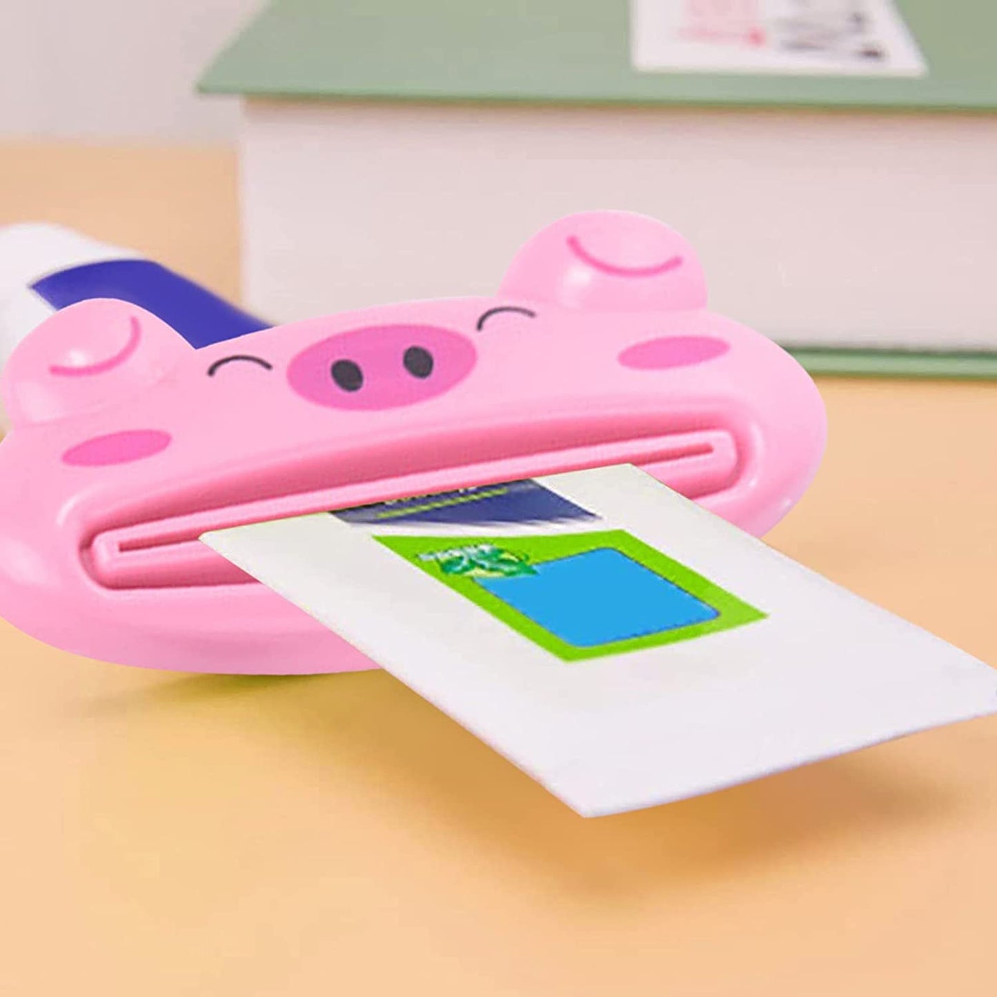 Animal Design Toothpaste Squeezer For Easy Dispensing
