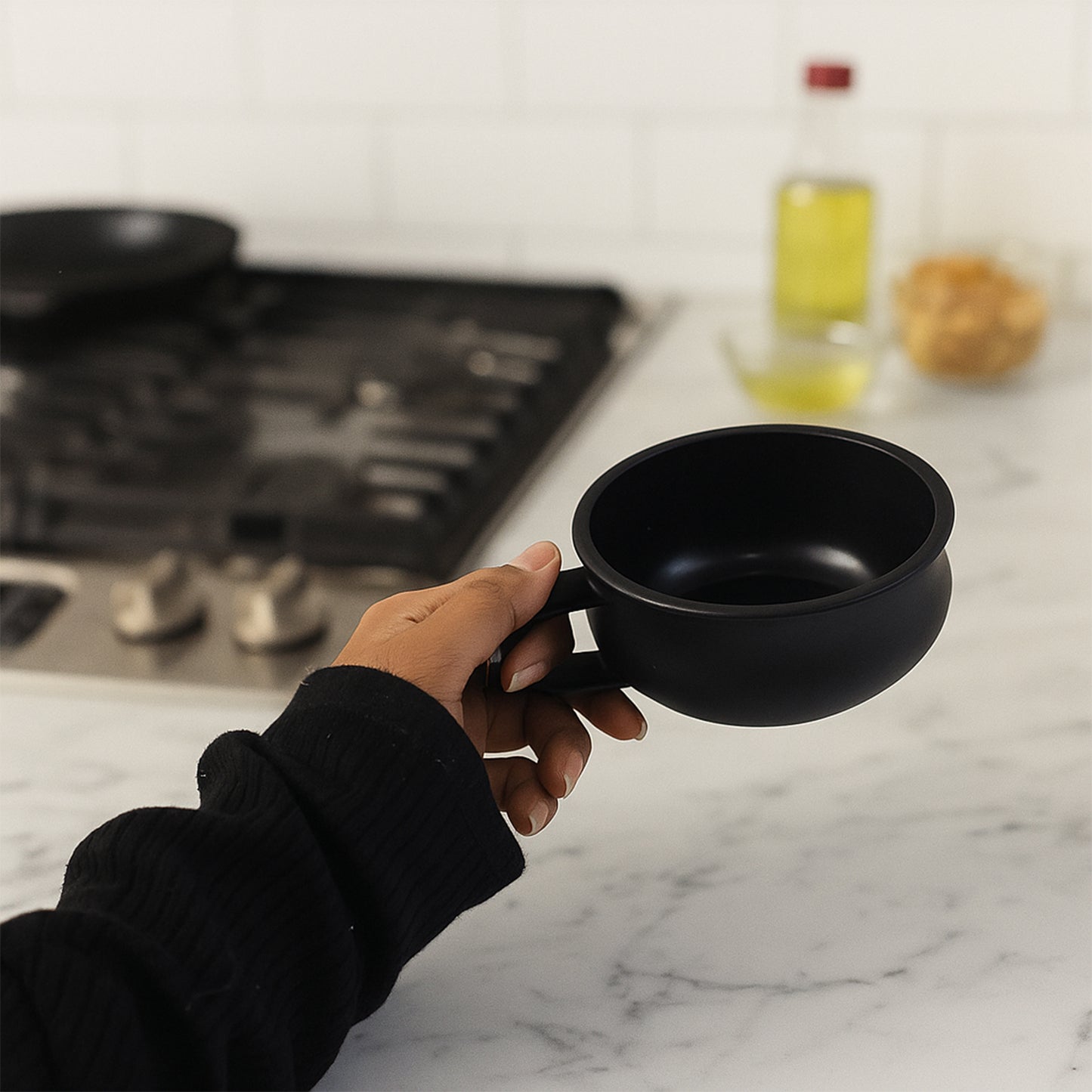 Deep Handle Serving Bowl - Large Capacity, Easy Grip Dining Bowl (1 Pc) - Happy Price - Image 4