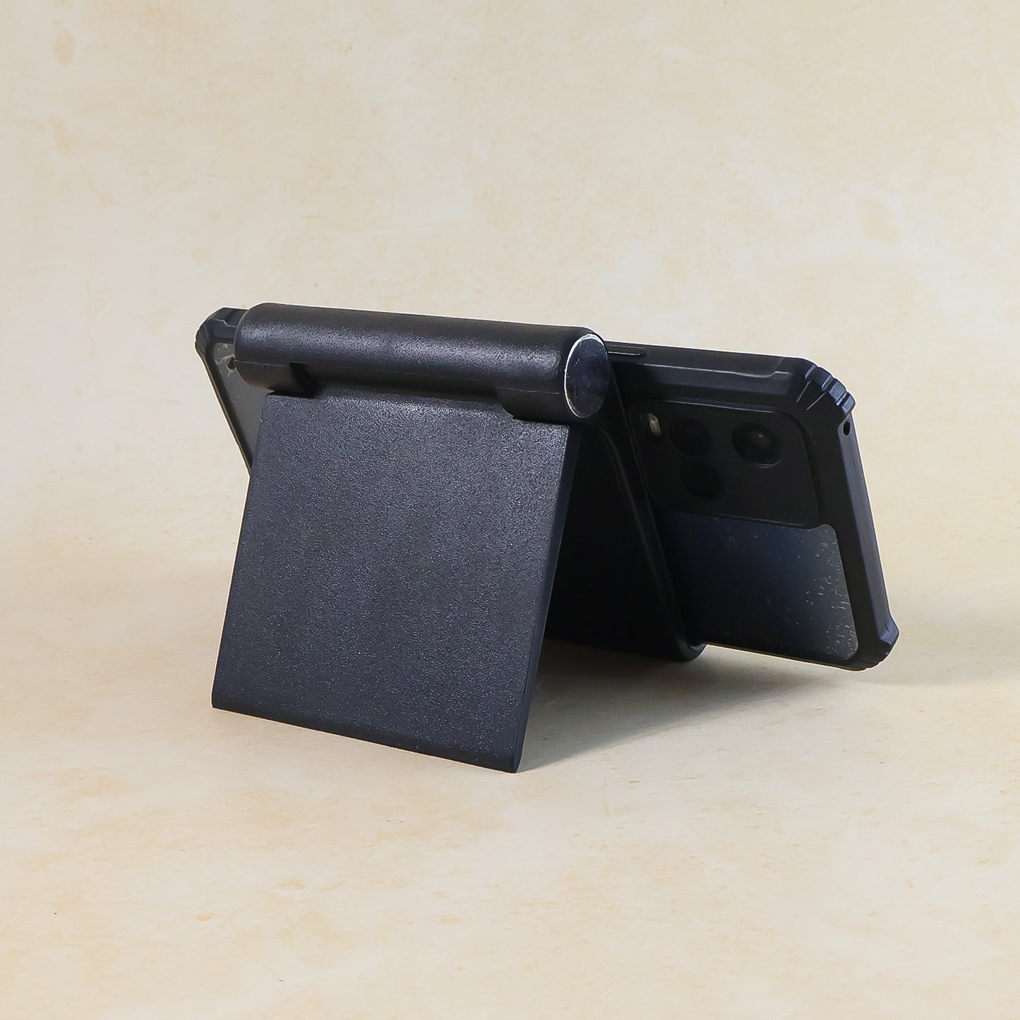 Plastic Foldable Desktop Mobile Stand (1 Pc Black)