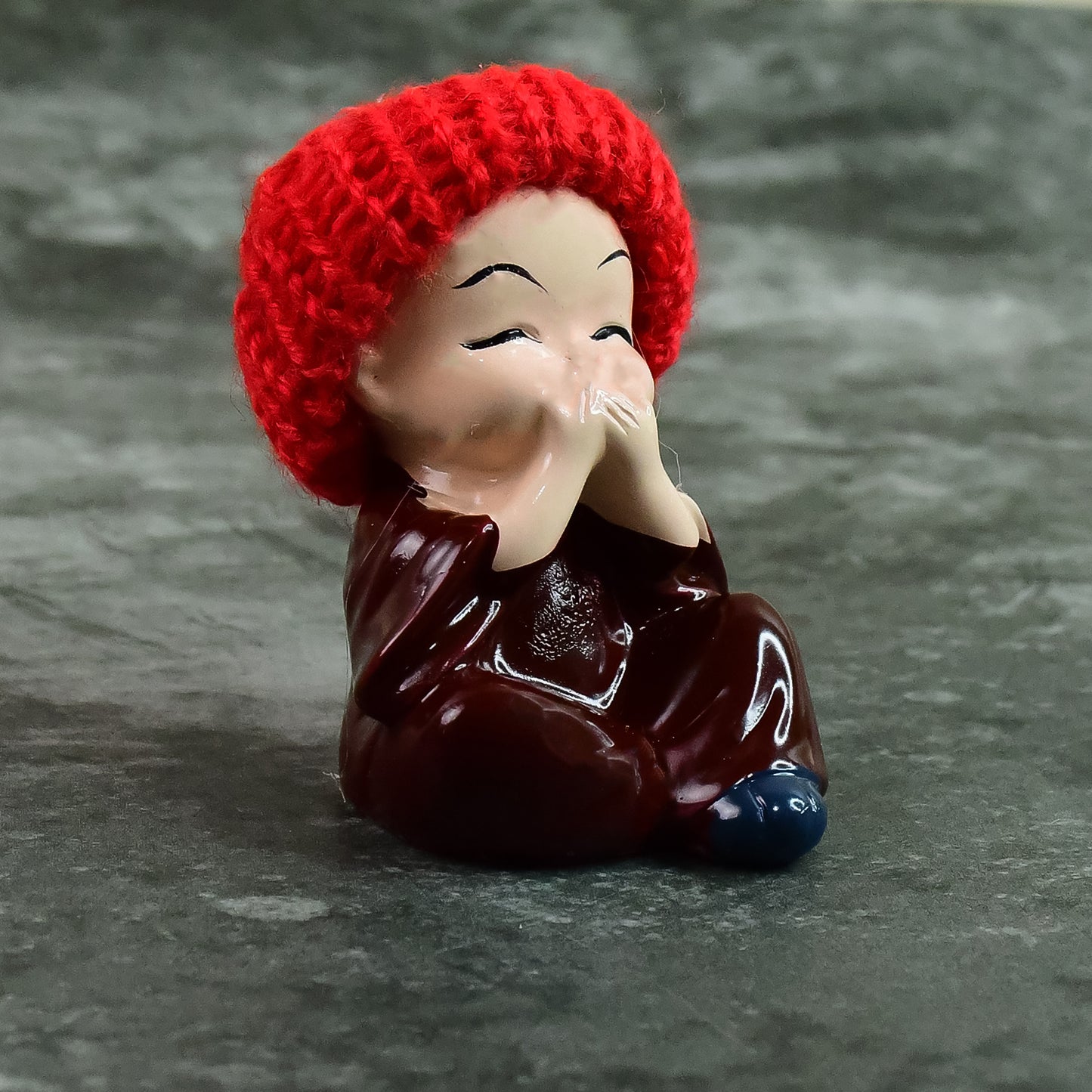 Decorative Resin Monk Buddha Showpiece Set Of 4 With Traditional Straw Hats - Happy Price - Image 3