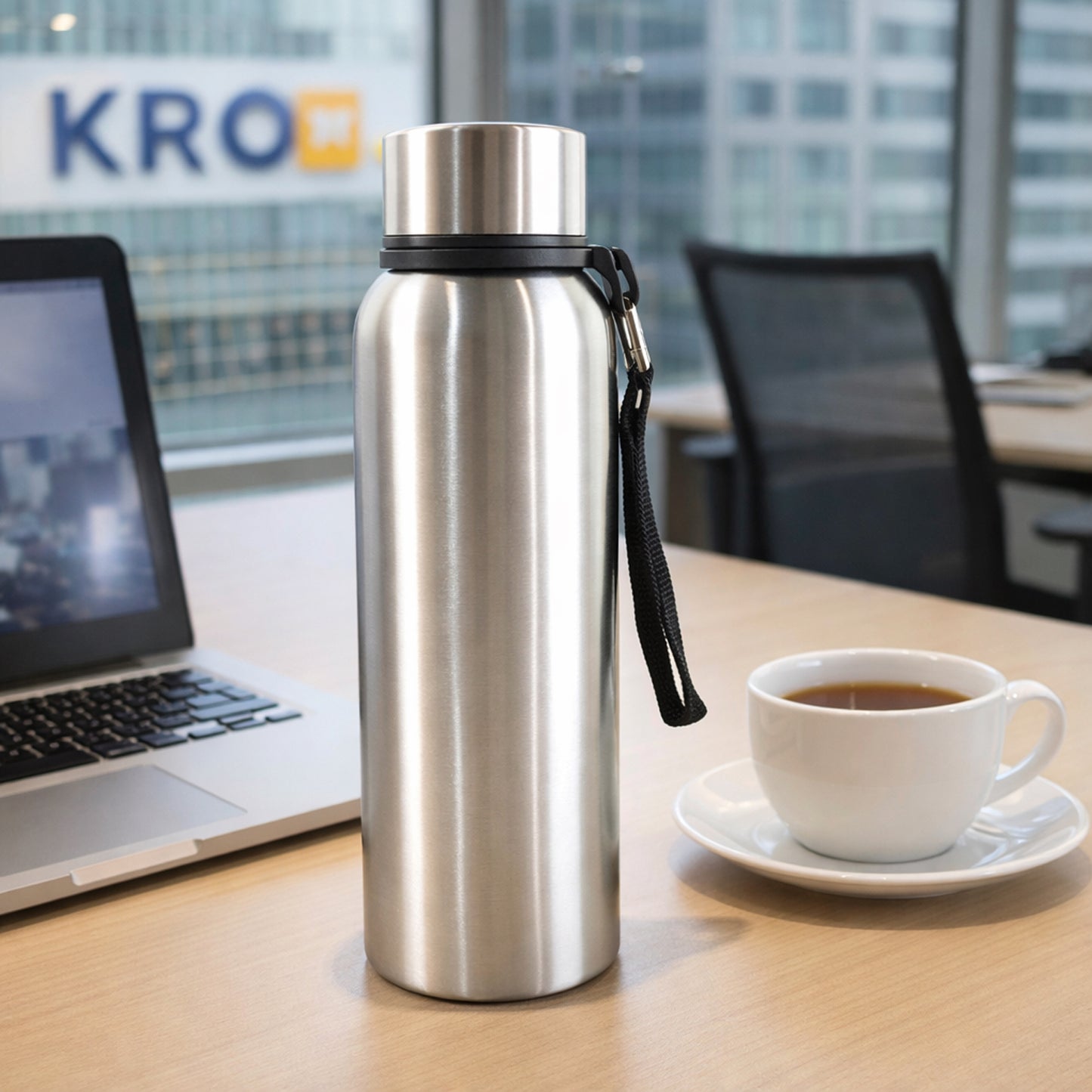 Stainless Steel Insulated Water Bottle - 750 ML Capacity - Great Price - Image 2