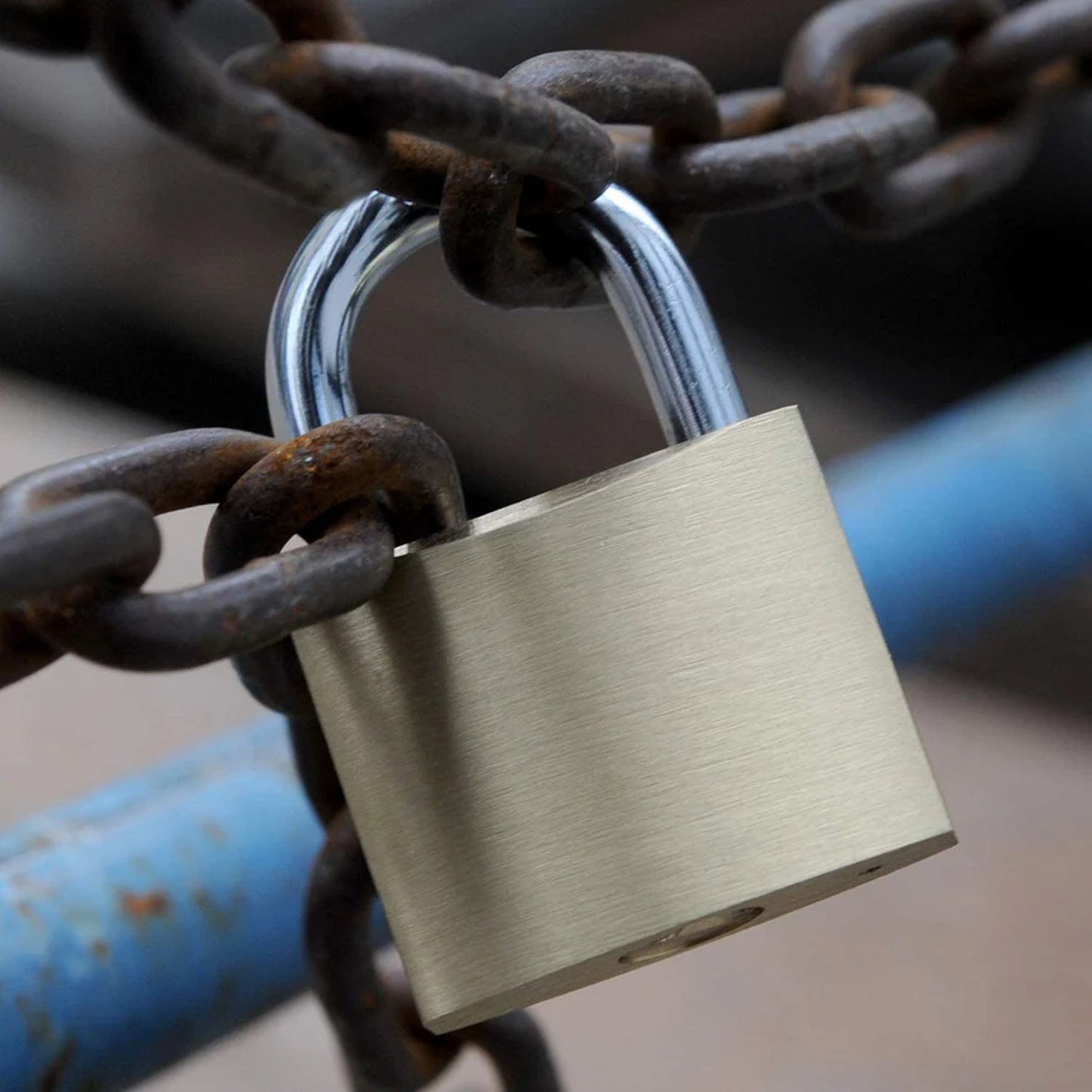 Multipurpose Solid 3 Keys Padlock 38 Mm 1 Pc) - Happy Price - Image 3