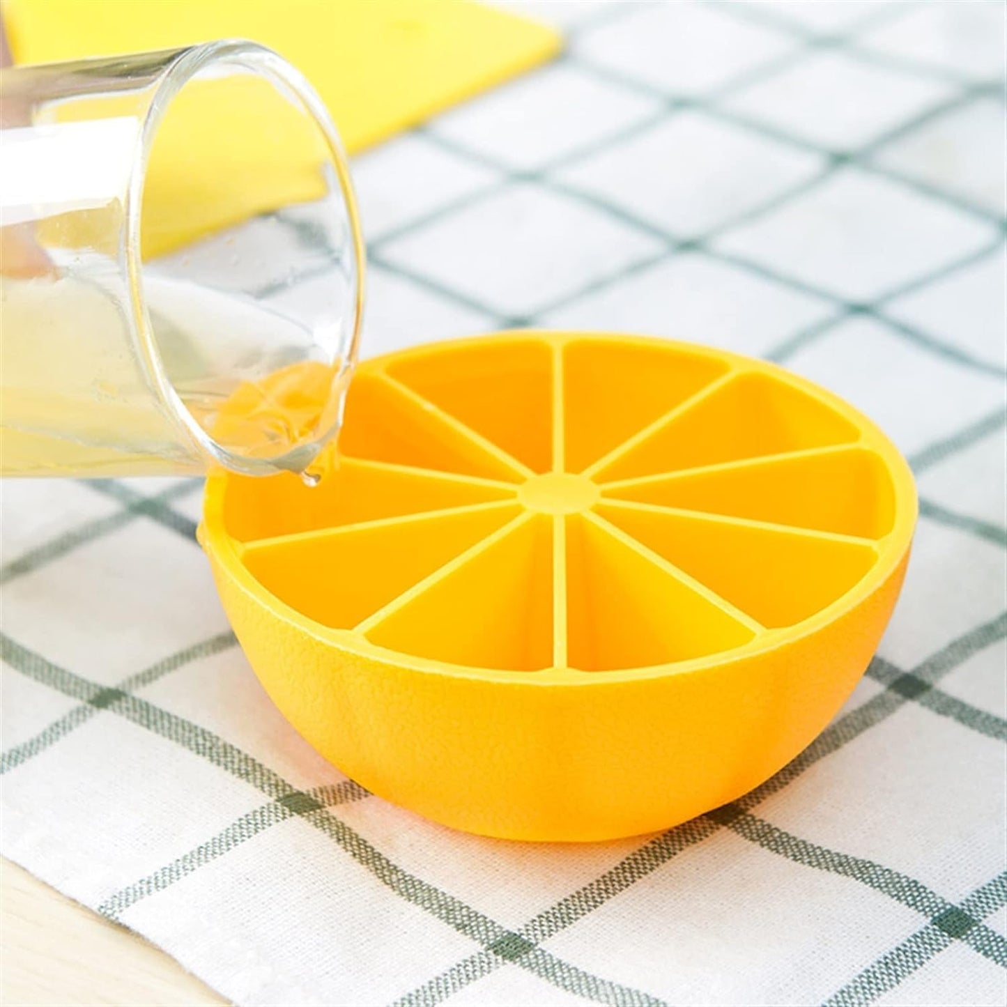 Lemon Shape Flexible Silicone Ice Cube Tray 8-slot Round Ice Mold (1 Pc) - Happy Price - Image 7