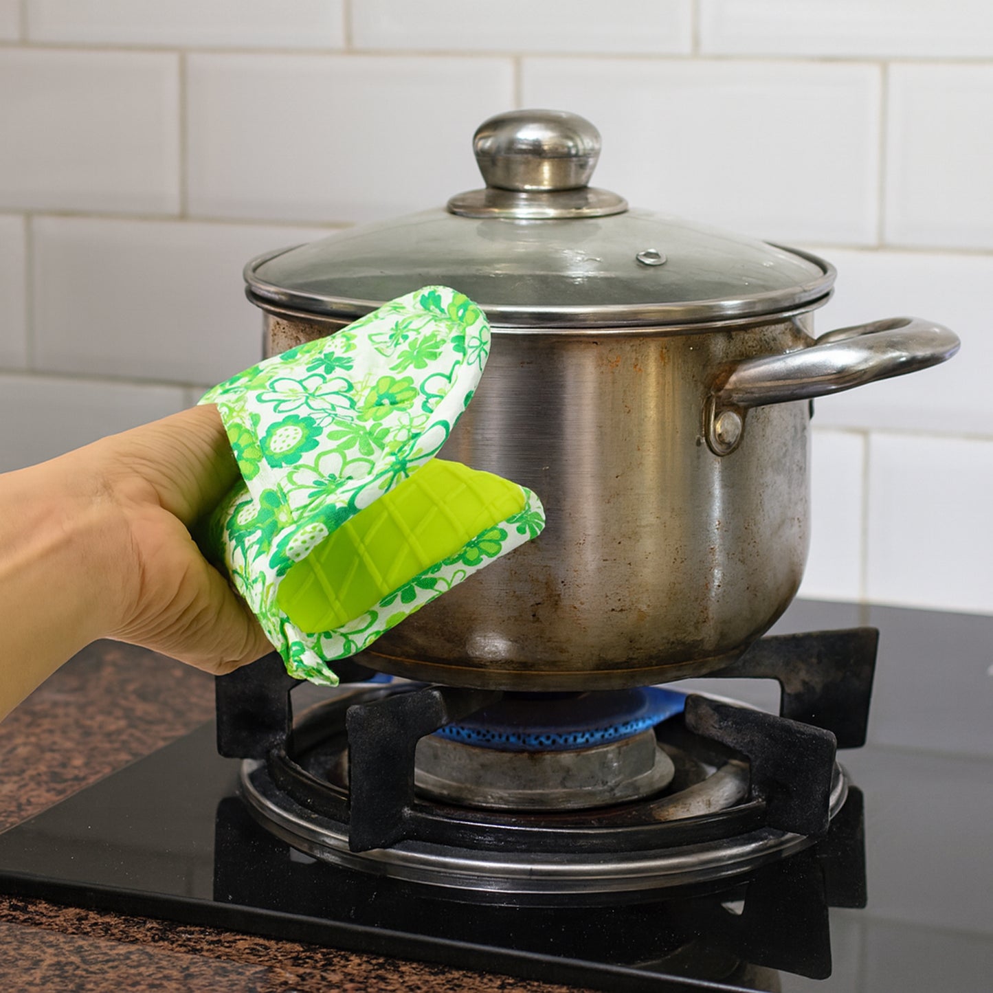 Heat-Resistant Kitchen Hand Glove with Silicone Grip (1 Pc) - Safe Oven Mitt for Cooking & Baking - Happy Price - Image 2