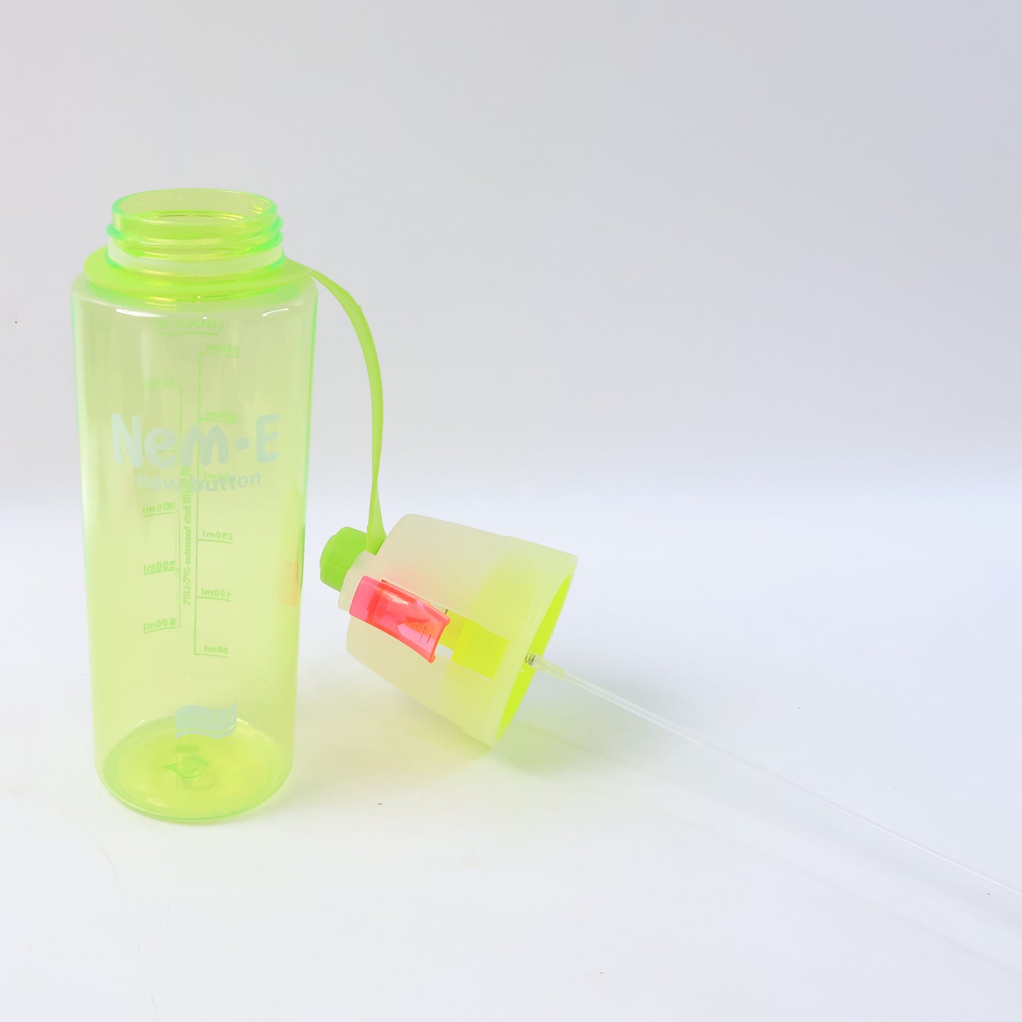 Plastic Dual Function Sports Water Bottle With Built-in Mist Spray And Leakproof Cap (600ml 1 Pc) - Happy Price - Image 2