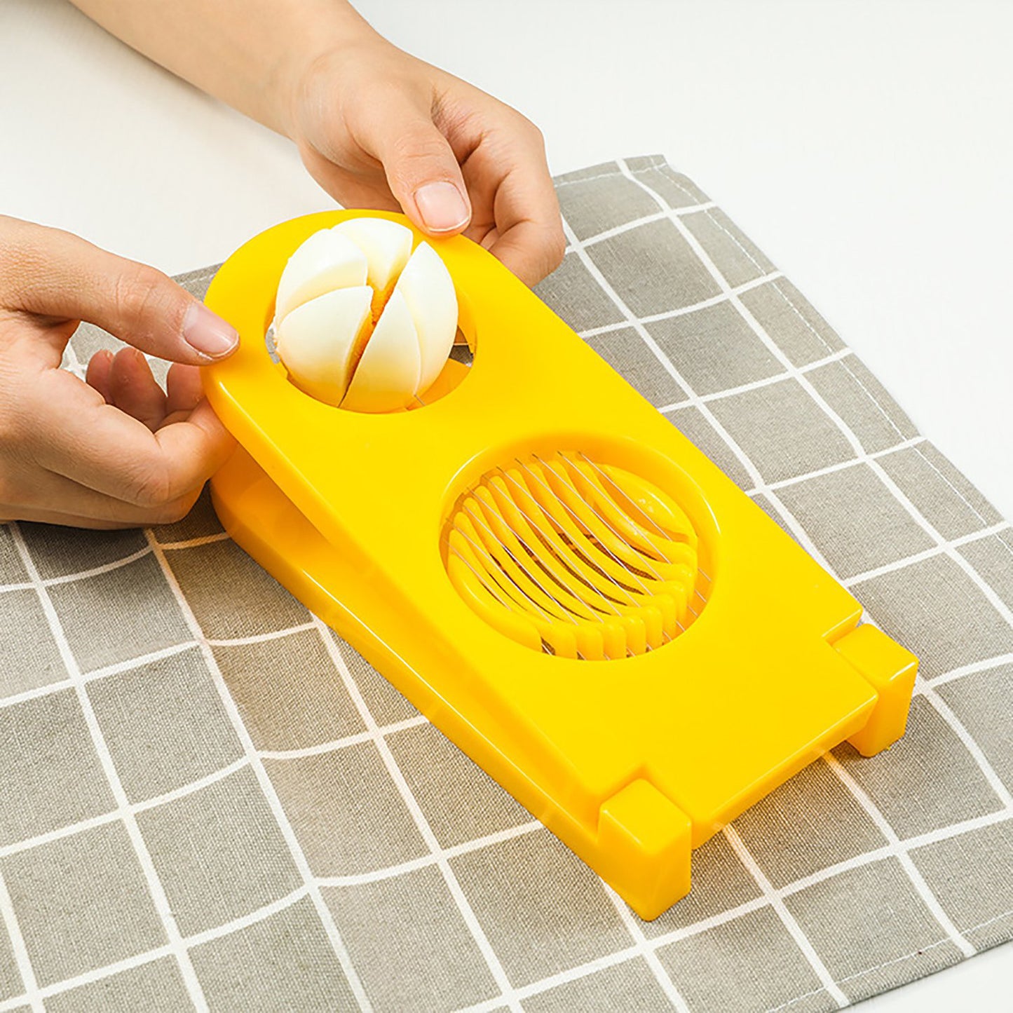 2 In 1 Double Cut Boiled Egg Cutter With Stainless Steel Wire For Easy Slicing Of Boiled Eggs. - Happy Price - Image 6