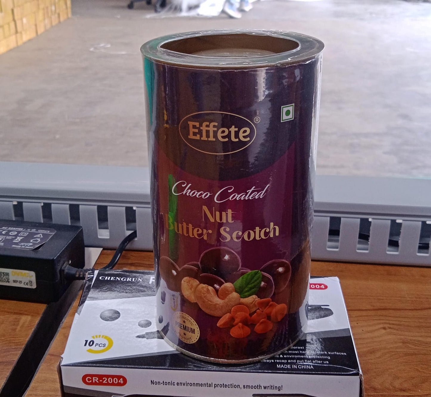 HappyPrice Butterscotch Chocolate with Crunchy Nuts - 1 Pc - Happy Price - Image 5