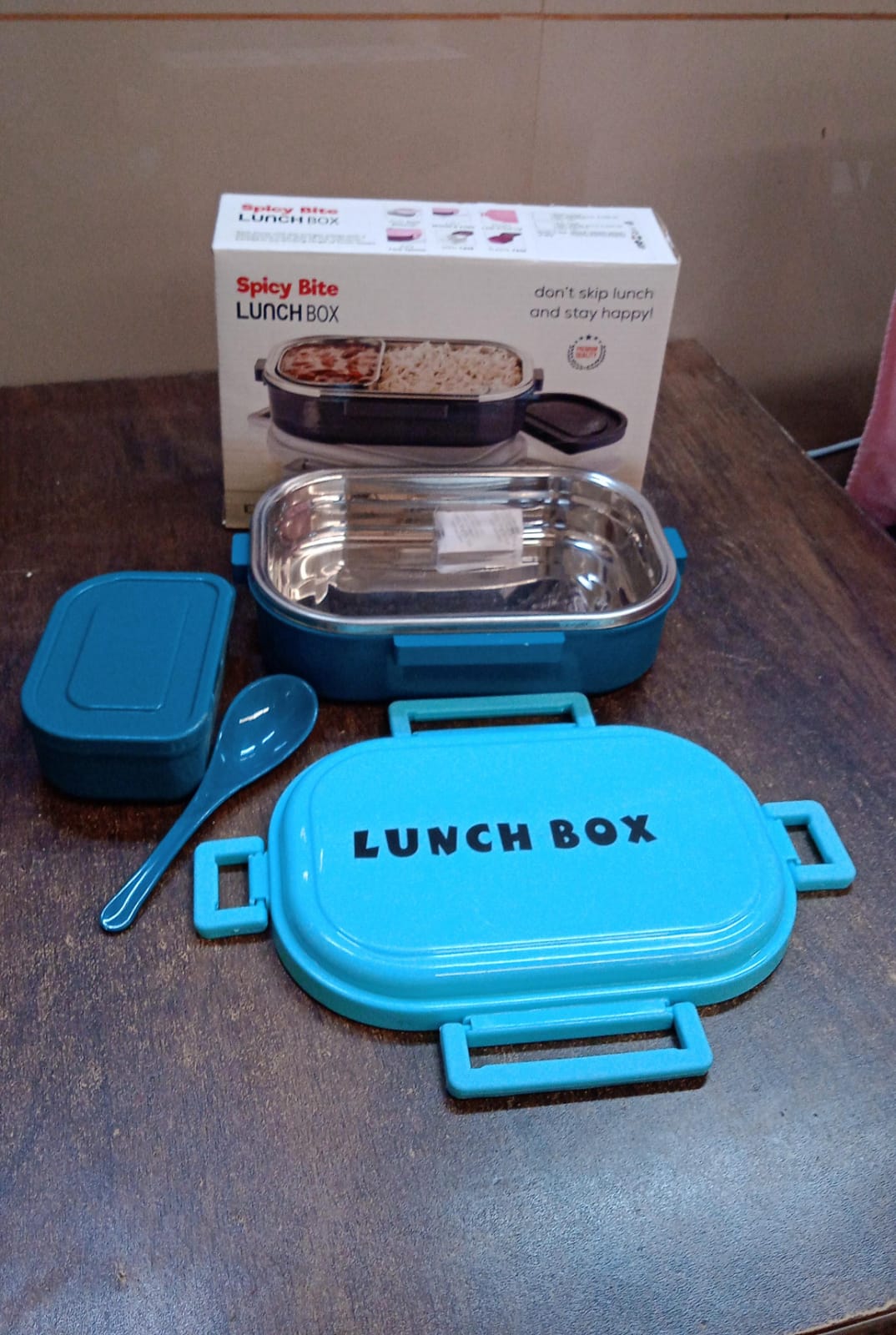 3-in-1 Stainless Steel Lunch Box with Detachable Small Container & Spoon - 1 Set - Happy Price - Image 7