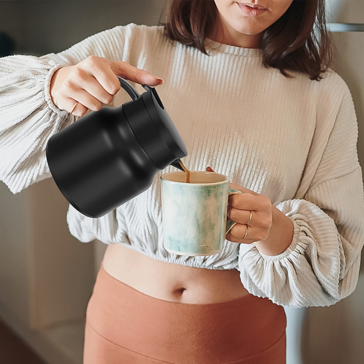 Smart Thermal Carafe & Water Bottle Set with LED Temperature Display - 500ml Bottle, 1000ml Pot (2 Pc) - Happy Price - Image 4