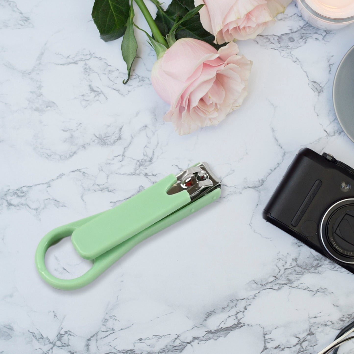 Durable Green Nail Clipper with Nail Catcher and File - Happy Price - Image 4