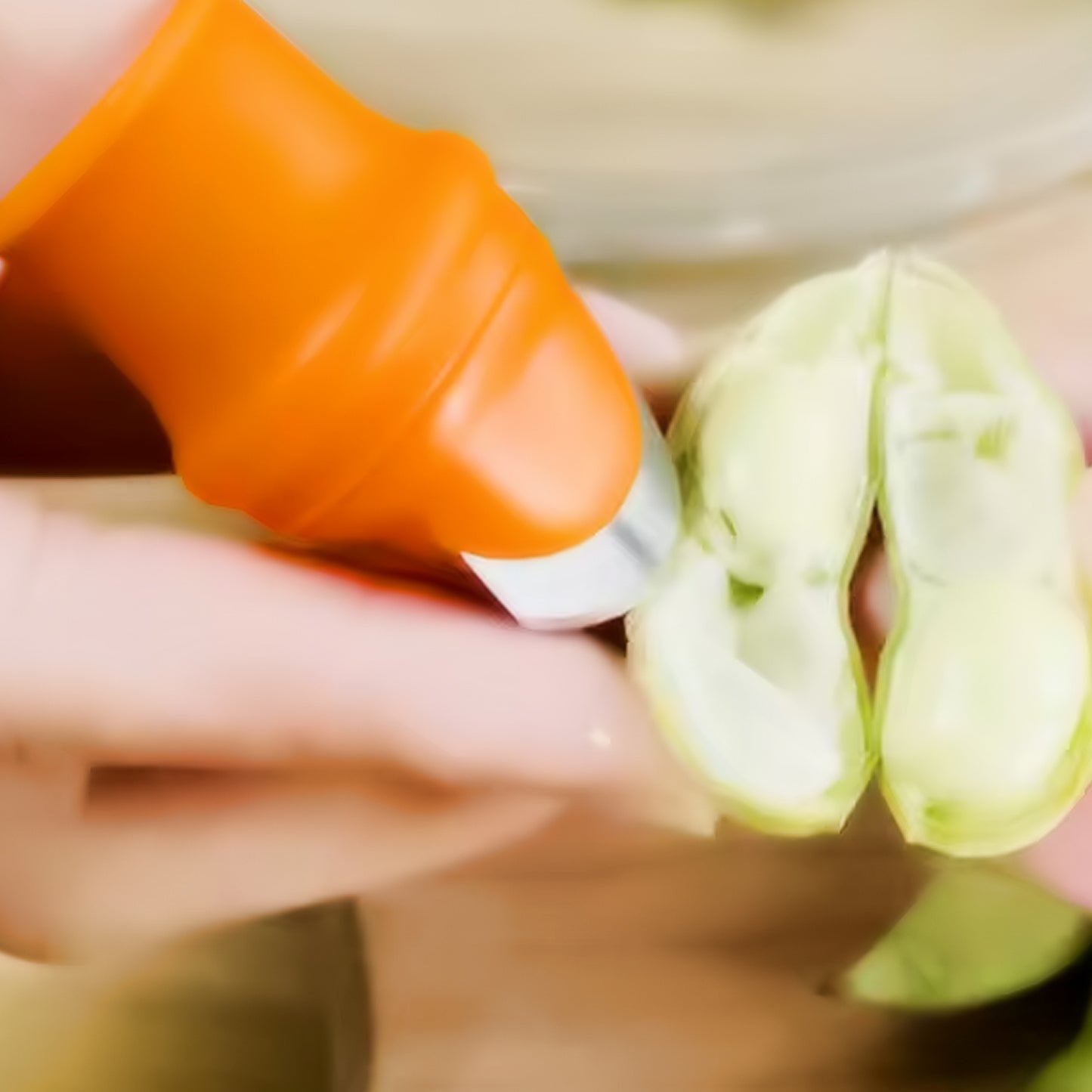 Thumb Knife Cutter With Silicone Finger Guard (1 Pc) - Happy Price - Image 6