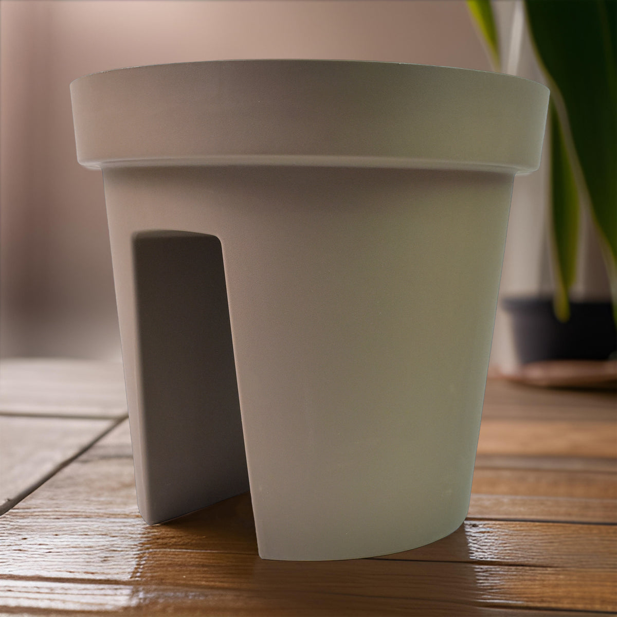 Creative Flower Pot Balcony Flower Pot Holder (2 Pc) - Happy Price - Image 3