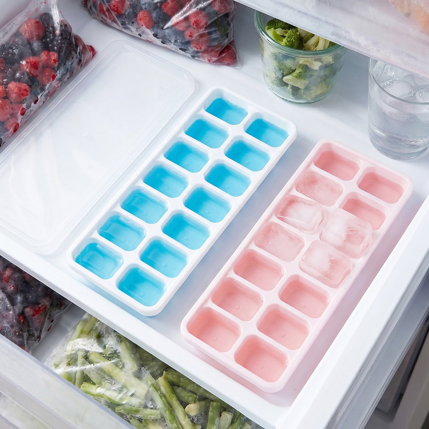 Set of 2 Plastic Ice Cube Trays with Lids - 14 Grids Each - Happy Price - Image 3