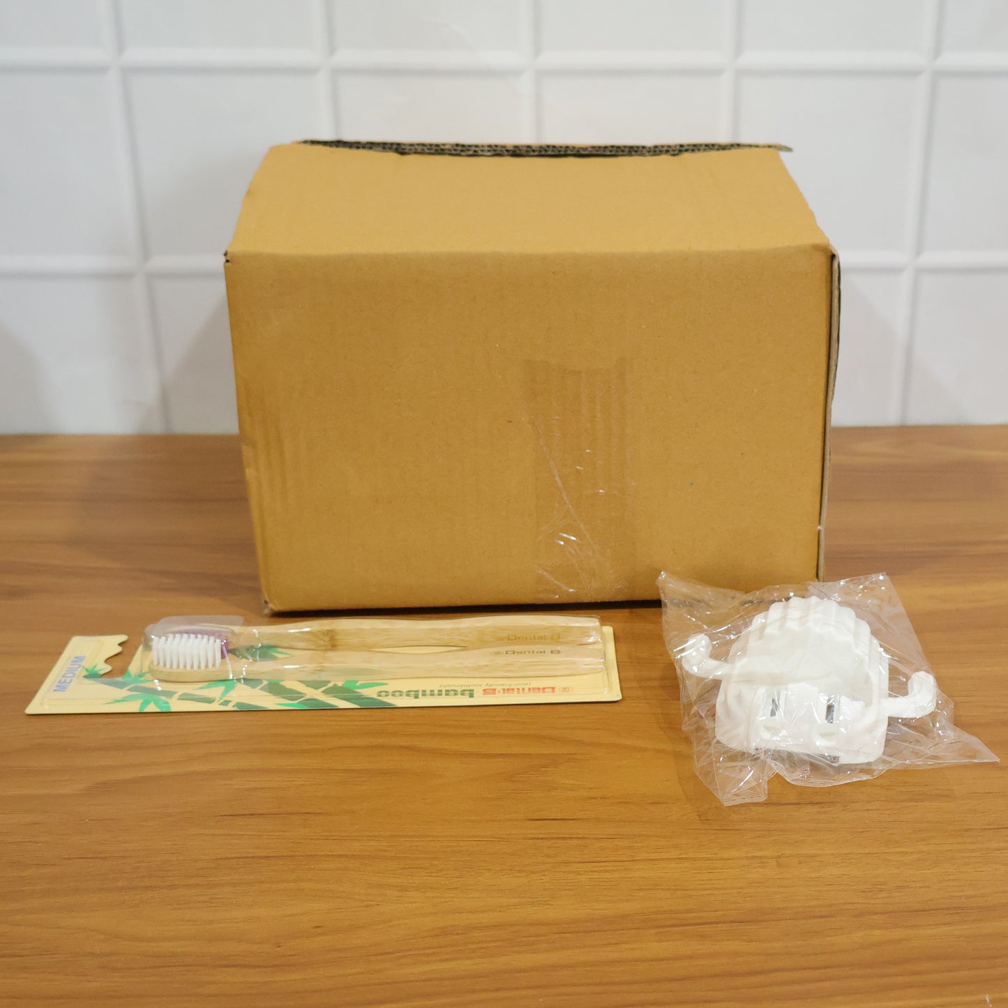 Wall Mounted Toothbrush Holder Set with 2 Bamboo Brushes - Cactus Design - Happy Price - Image 7