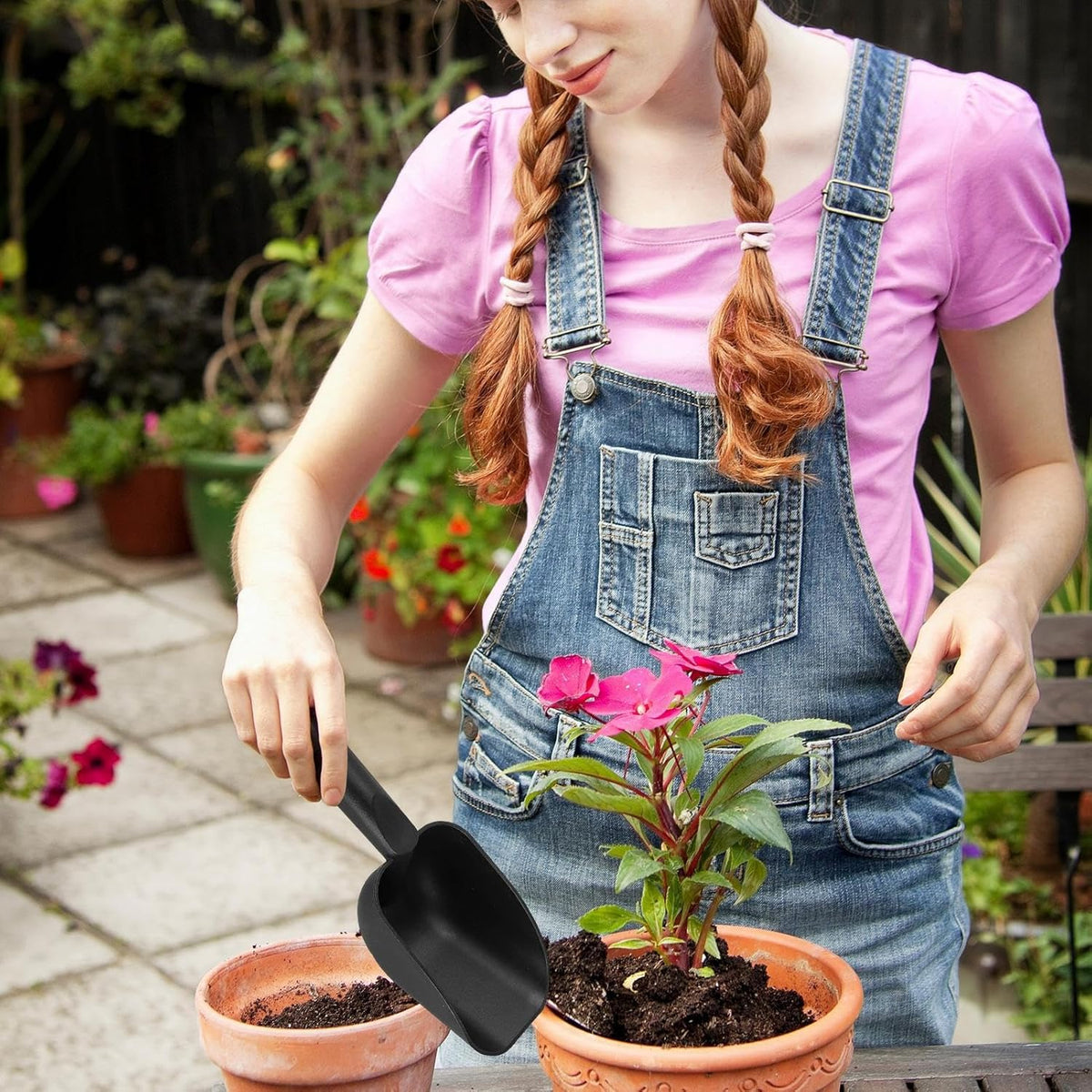 Durable Plastic Garden Hand Trowel for Planting & Soil Work (1 Pc) - Happy Price - Image 3