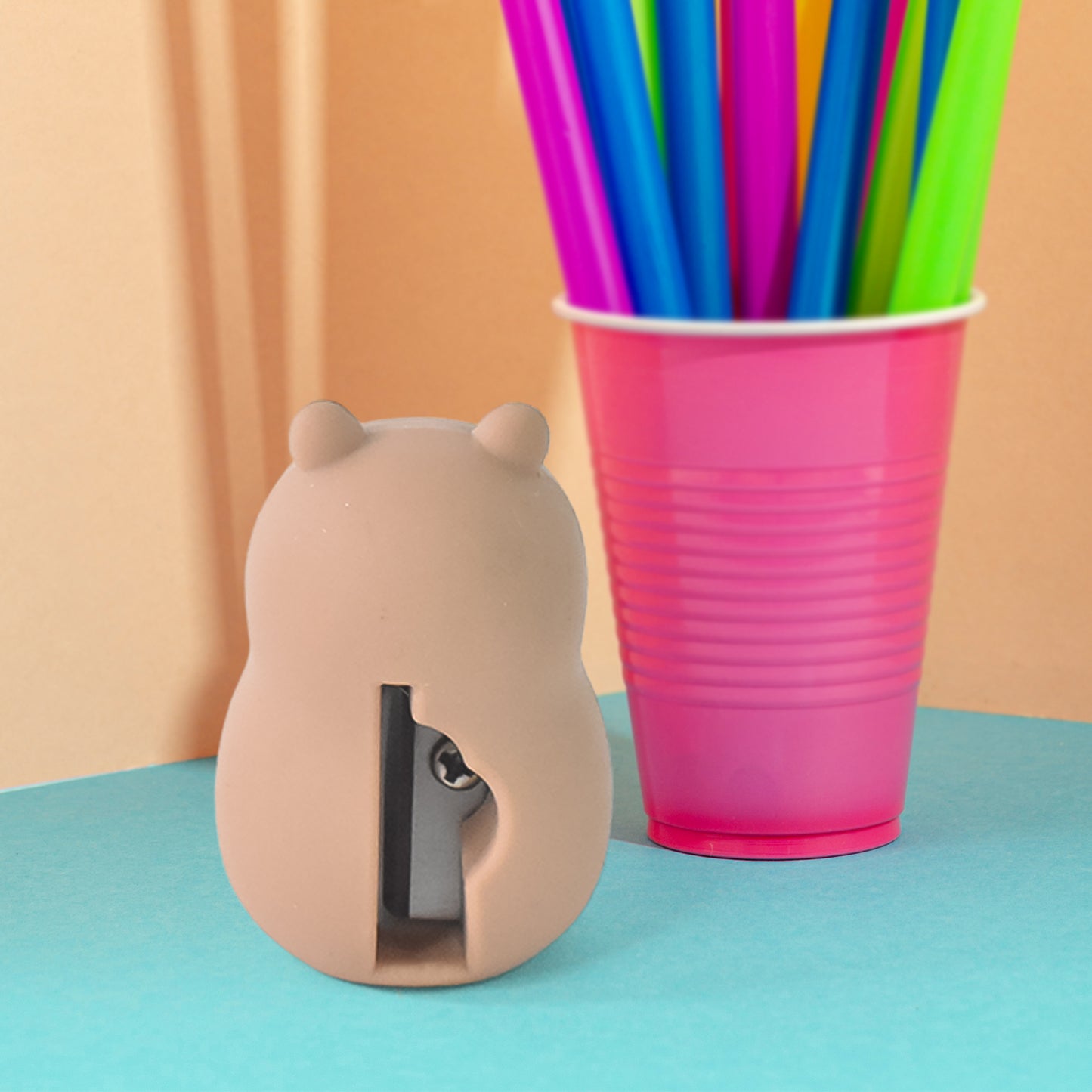 Cartoon Design Pencil Sharpener with Integrated Eraser (1 Pc) - Happy Price - Image 3