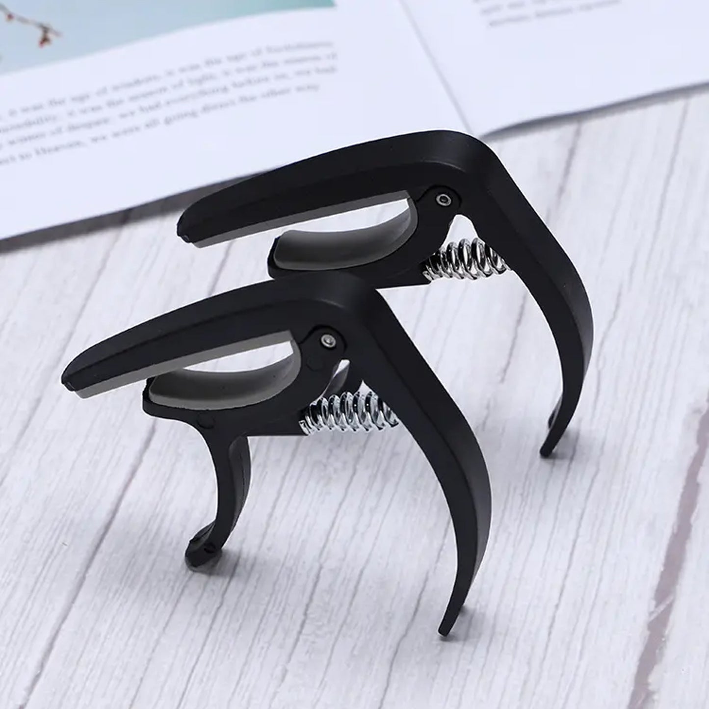 Guitar Capo With Pickup Stand Soft Pad For Acoustic And Electric Guitar Ukulele Mandolin Banjo Guitar Accessories - Happy Price - Image 5