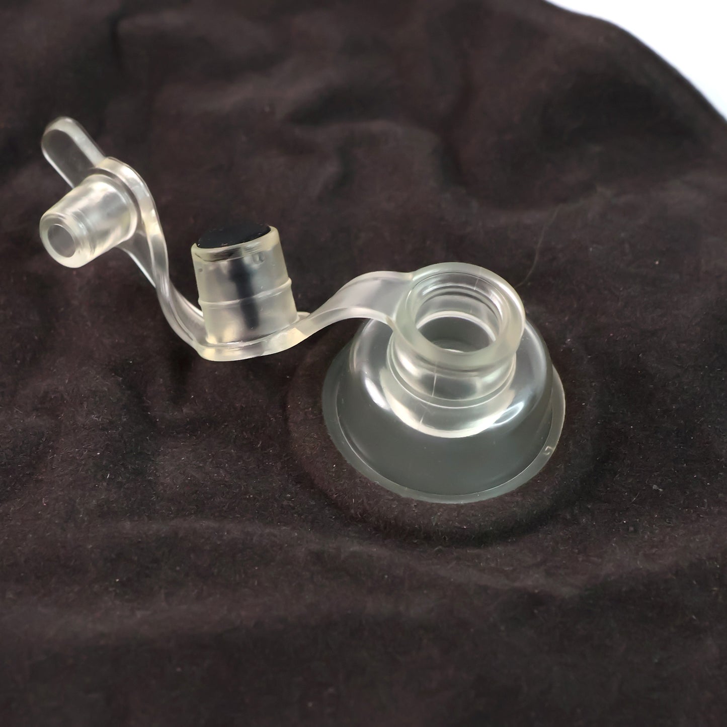 Inflatable U-Shaped Travel Neck Pillow with Snap - Compact & Comfortable for Journeys - Happy Price - Image 3