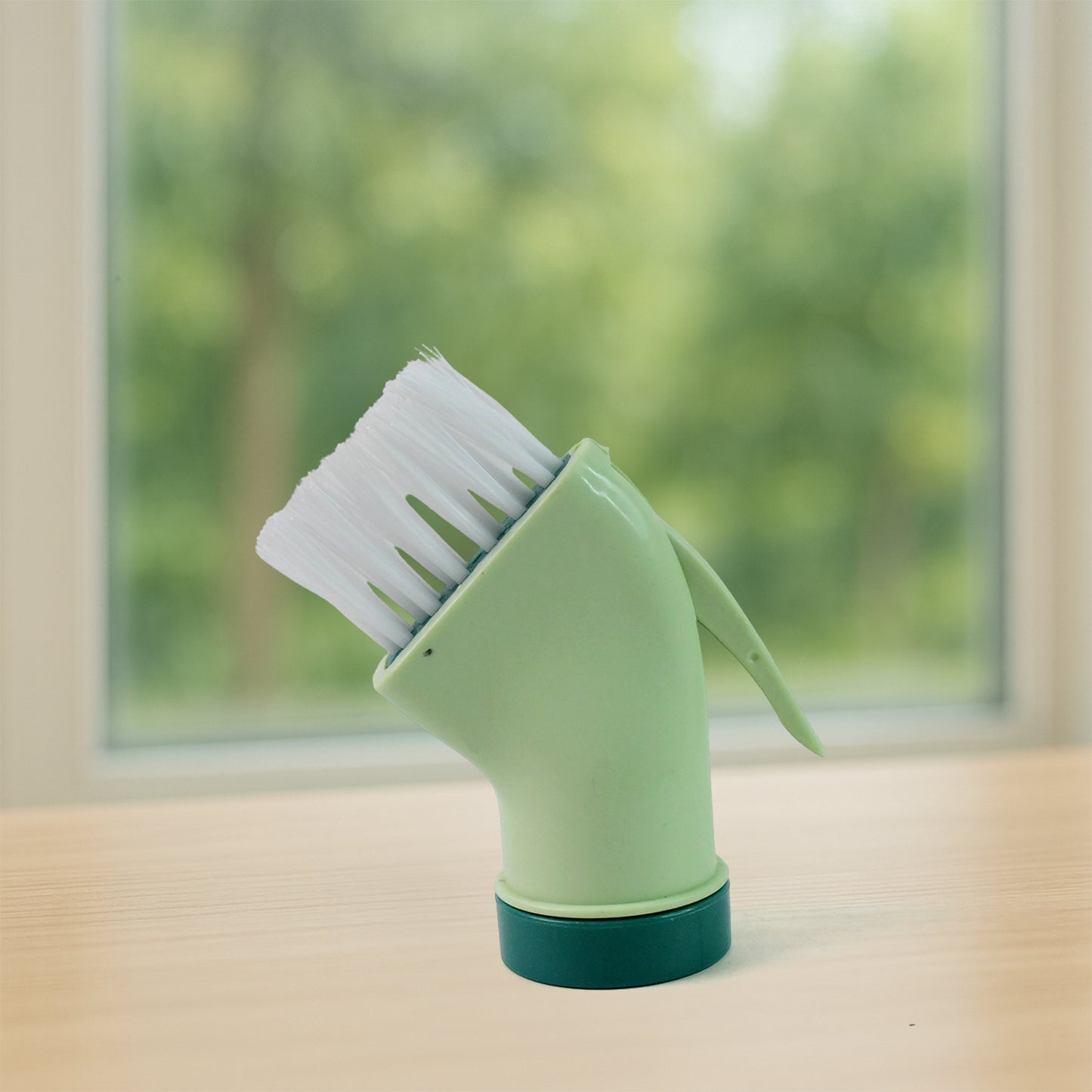 Multipurpose Bottle-connectable Cleaning Brush With Built-in Scraper (1 Pc) - Happy Price - Image 3