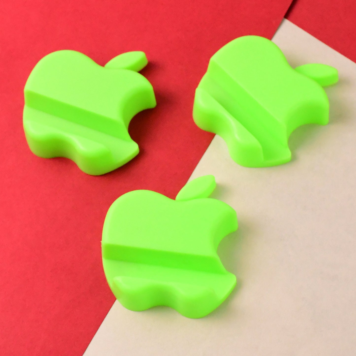 Apple-shaped Plastic Mobile Phone Holder (3 Pc Mix Color) - Happy Price - Image 4
