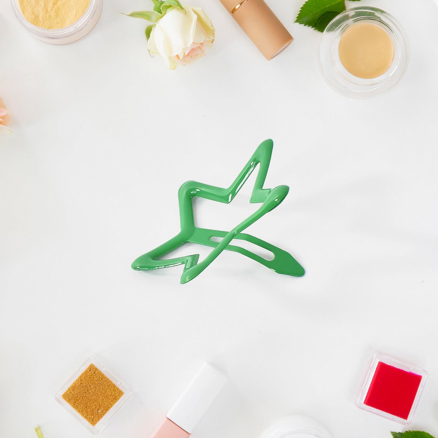 Metal Printed Star Hair Clips - 5 Pcs Set for Women & Girls - Happy Price - Image 4