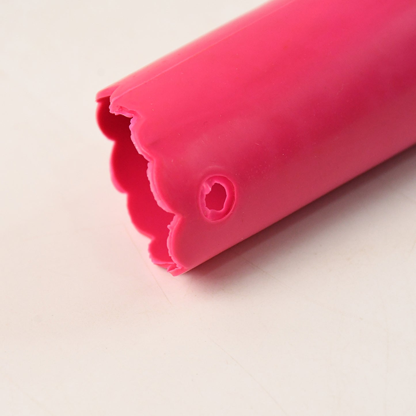 Silicone Garlic Peeler Tube Easy Hand Roller Peeling Tool (1 Pc) - Happy Price - Image 4