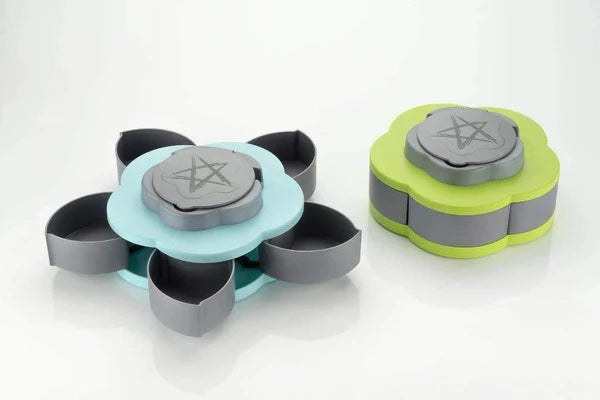 Rotating Petal Candy Box for Snacks (1pc)