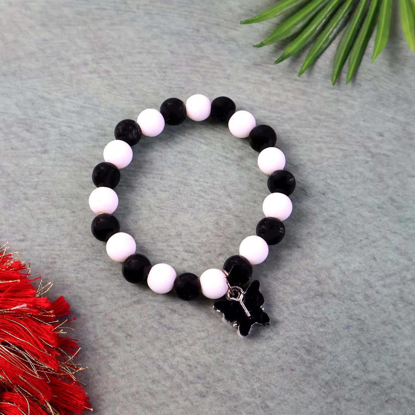 Black and White Beaded Bracelet with Cross Pendant (1 Pc) - Happy Price - Image 4