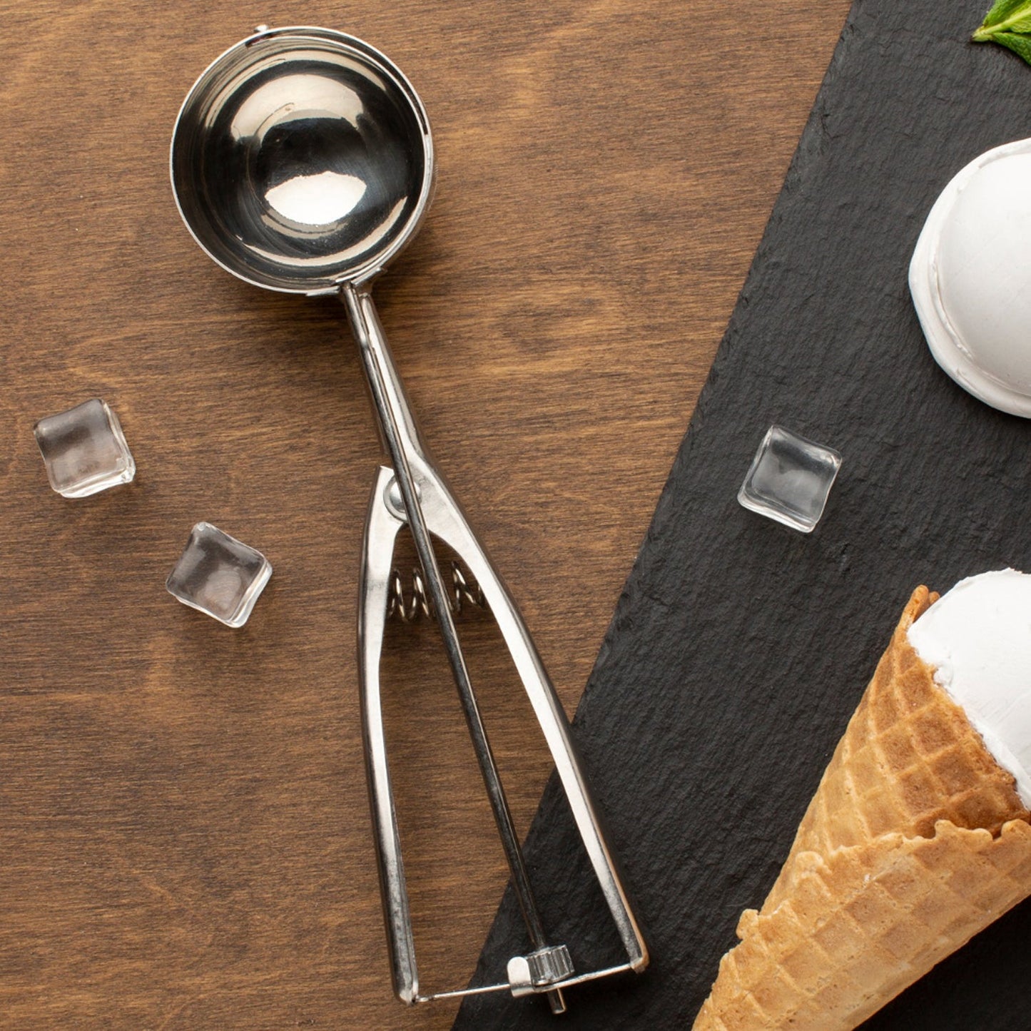 Stainless Steel Ice Cream Scoop with Easy Release Trigger - 70 ML - Happy Price - Image 1