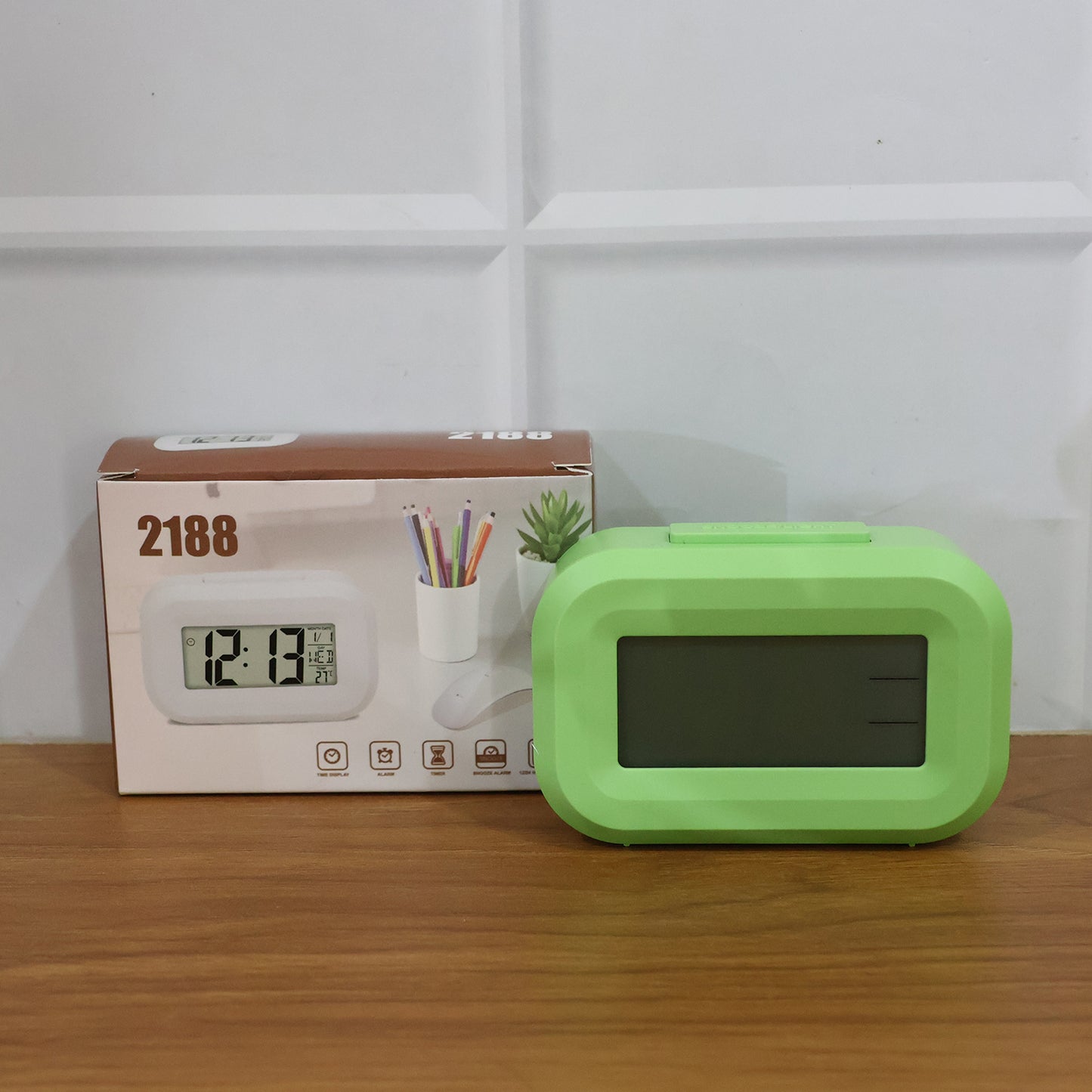 Digital Alarm Clock with Large Display - Time, Date, Day & Temperature - Happy Price - Image 7