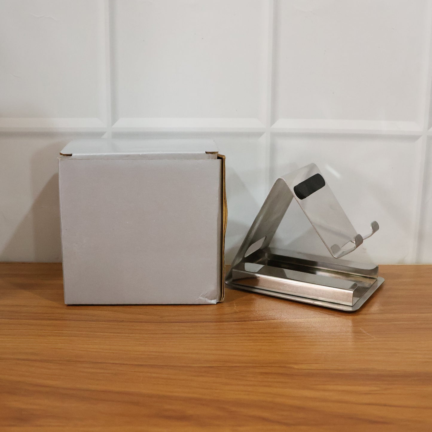 Compact Mobile Phone Desk Stand Holder (1 Pc) for Smartphones - Happy Price - Image 7