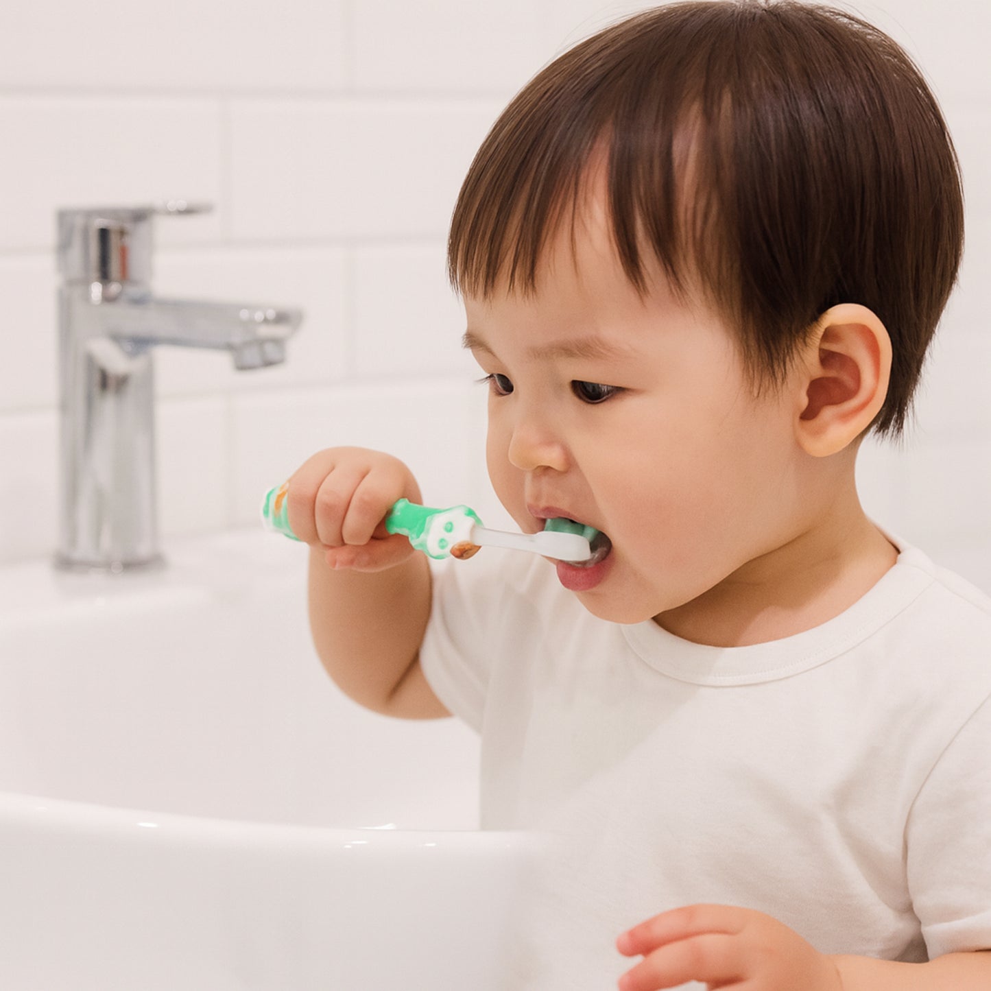 Kids Toothbrush & Ball Keychain Toy Set - Fun Oral Care Combo - Happy Price - Image 5