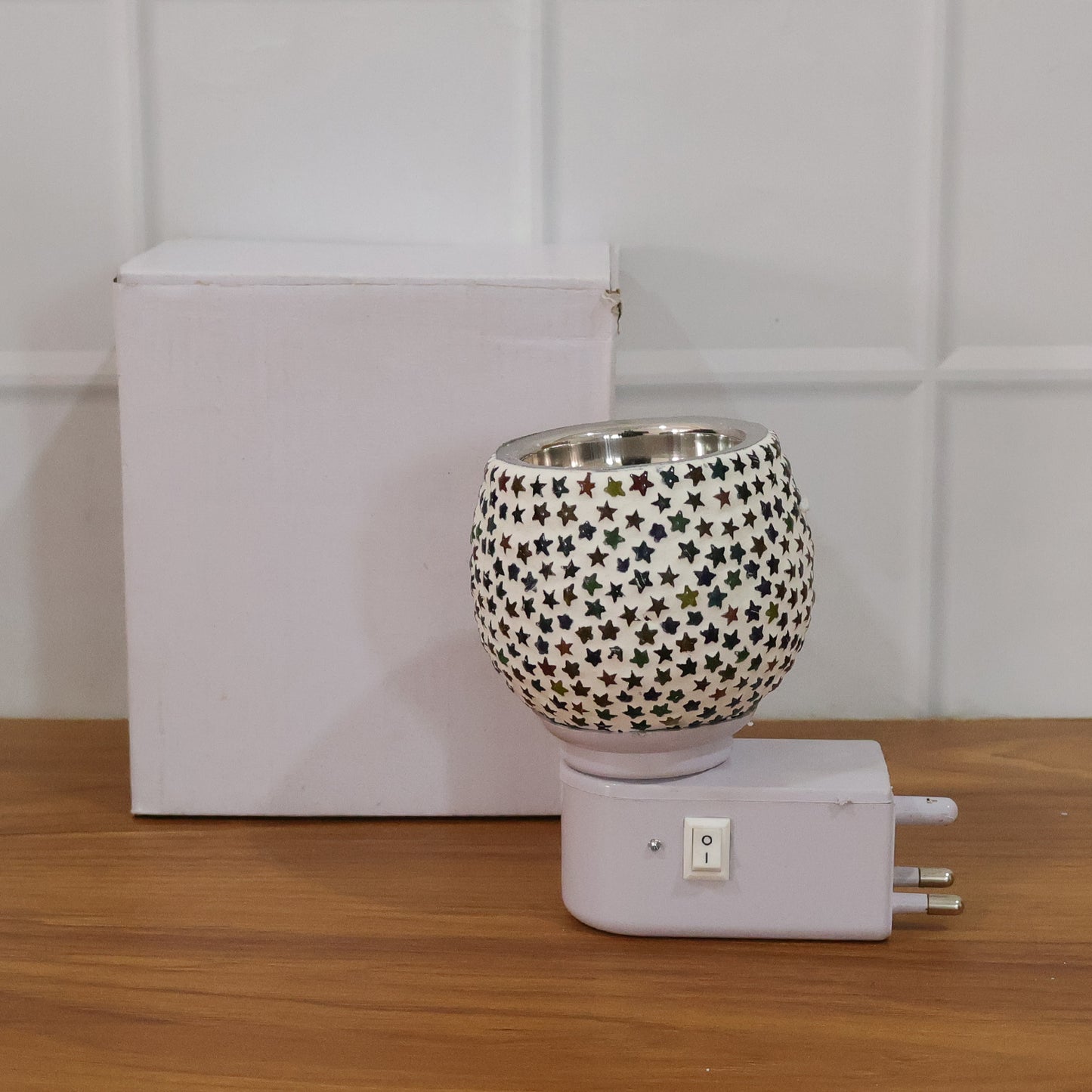 Mosaic Glass Star Pattern Plug-in Night Lamp (1 Pc) - Warm Ambient Light - Happy Price - Image 7