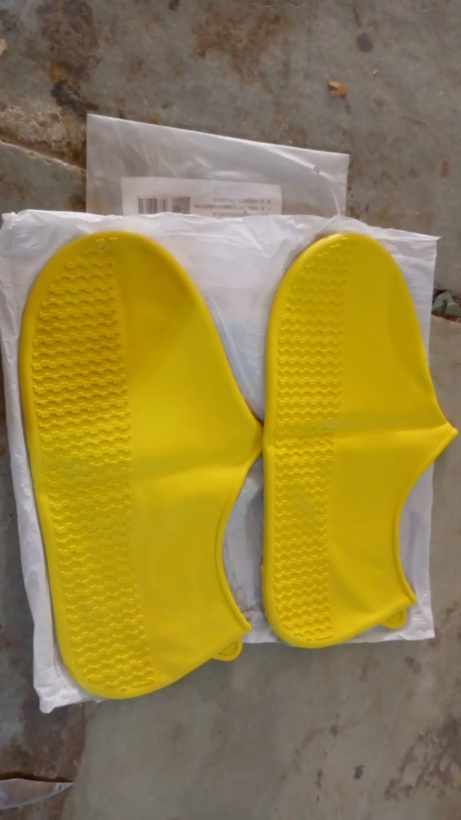 XL Yellow Reusable Silicone Shoe Covers - Waterproof & Anti-Slip (1 Pair) - Happy Price - Image 7