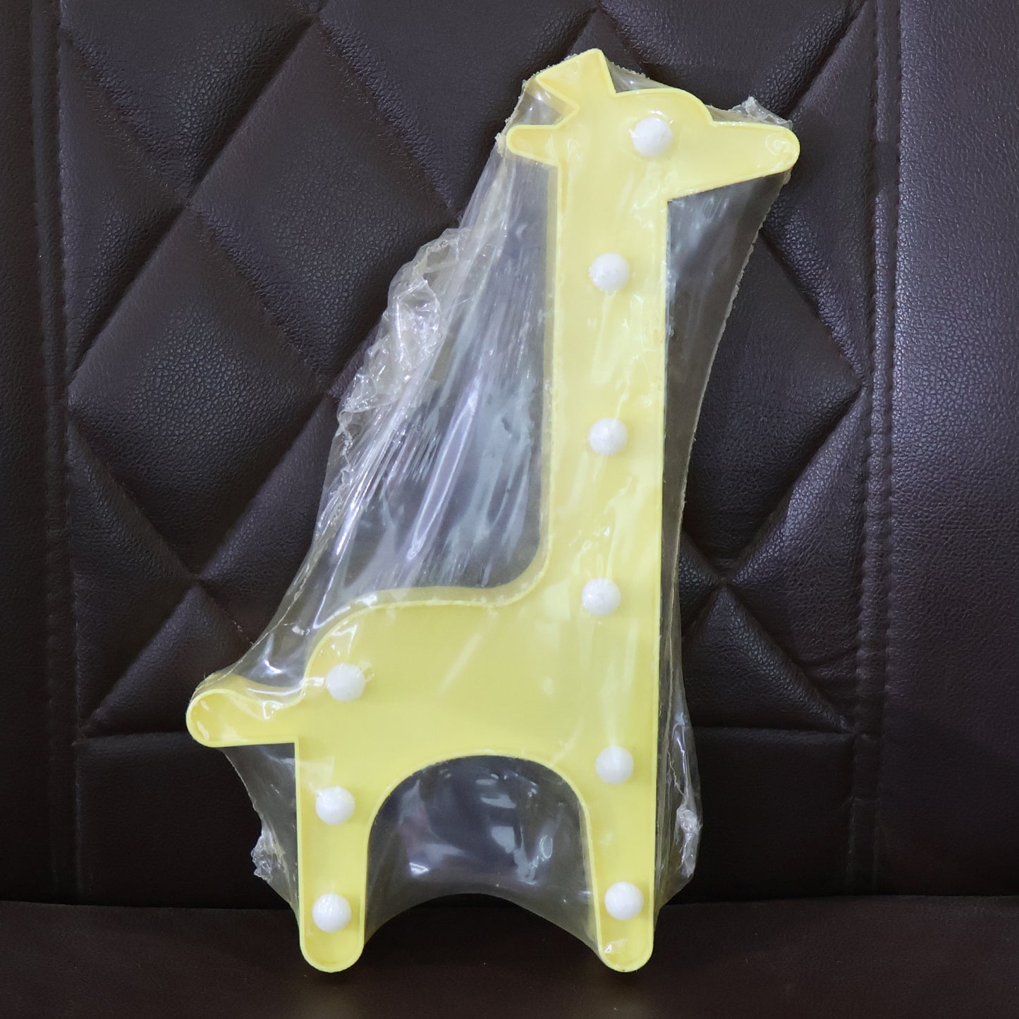 Giraffe Shape LED Decorative Night Light - 1 Pc Battery Operated Lamp - Happy Price - Image 7