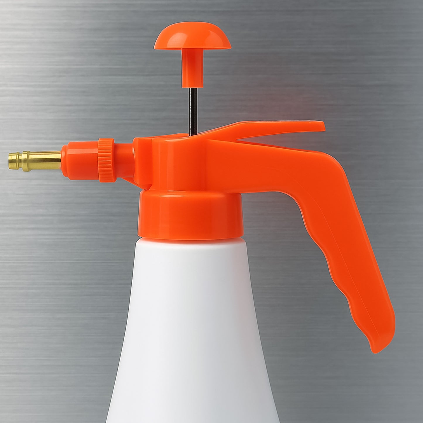 Handheld Pressure Water Sprayer Bottle (1 Ltr) - Happy Price - Image 5