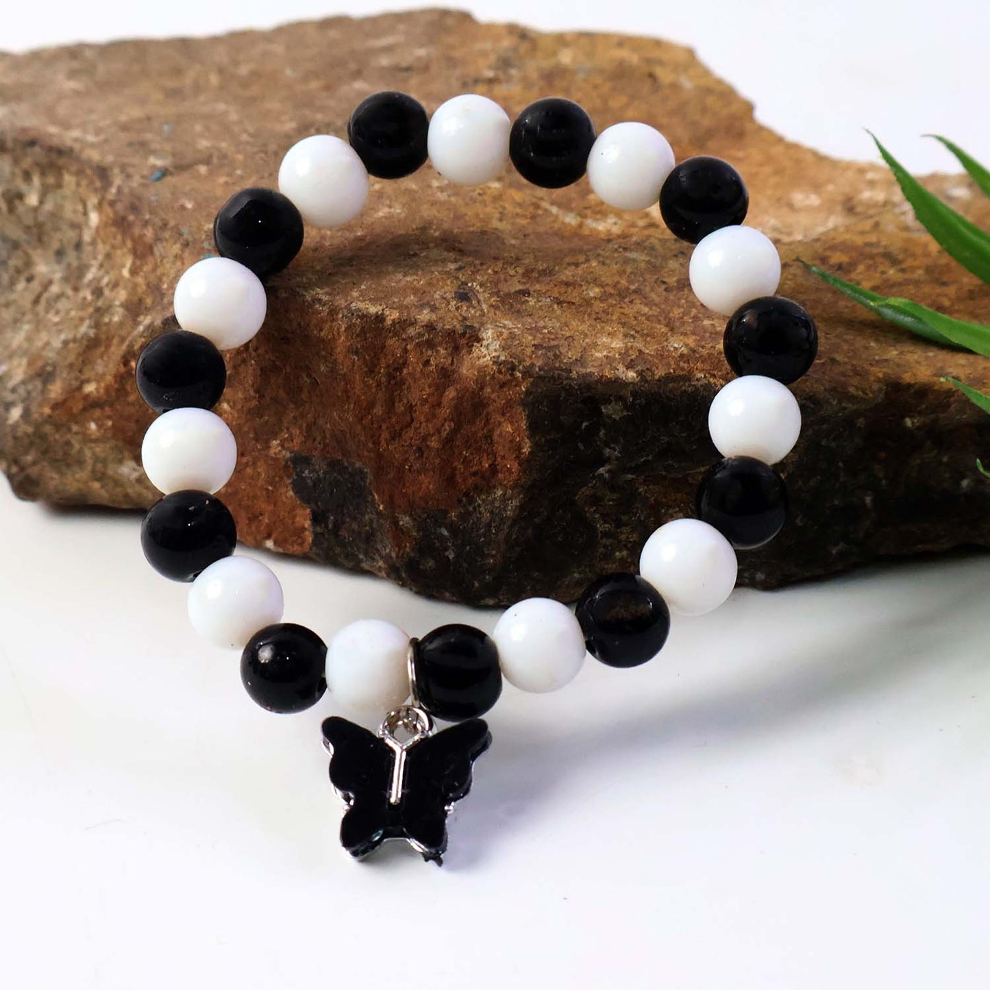 Black and White Beaded Bracelet with Cross Pendant (1 Pc) - Happy Price - Image 6