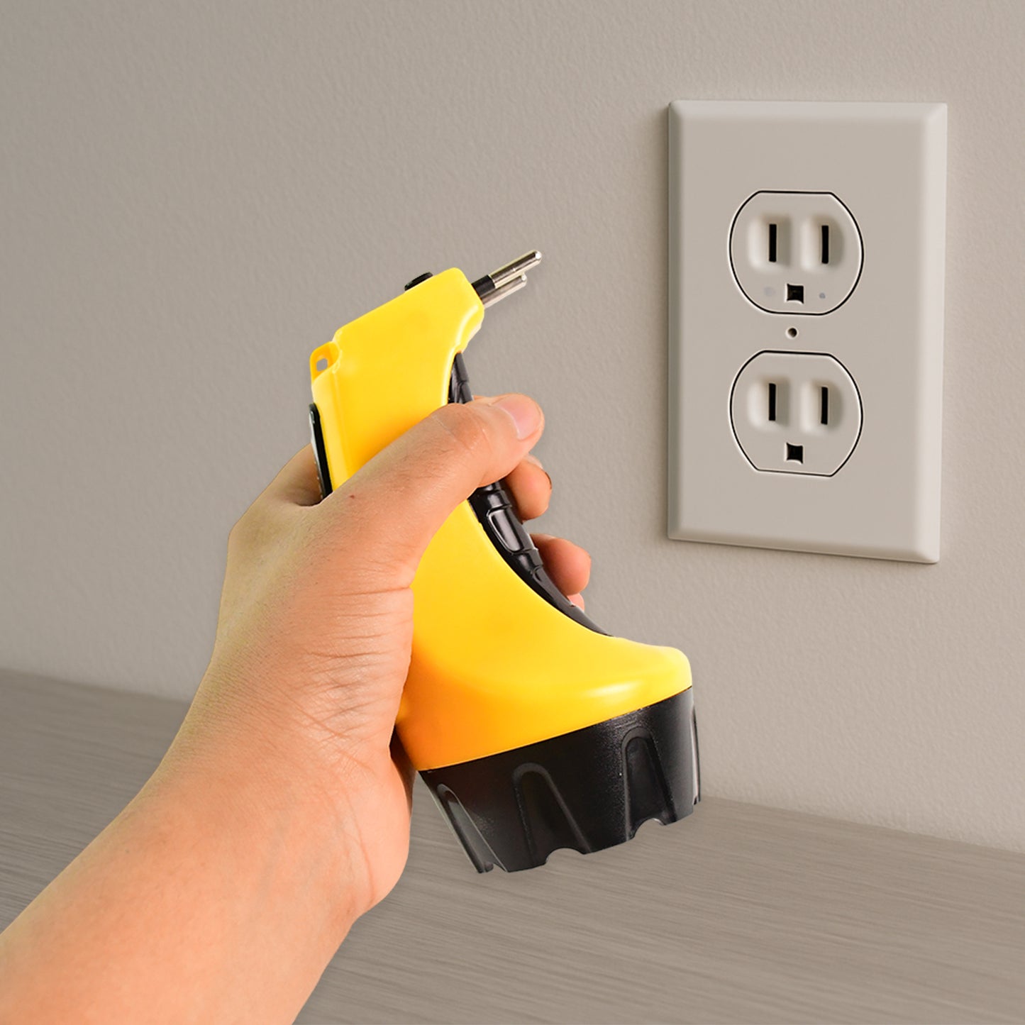 Rechargeable Led Torch Flashlight  High-power Handheld Emergency Light With Built-in Plug - Happy Price - Image 6